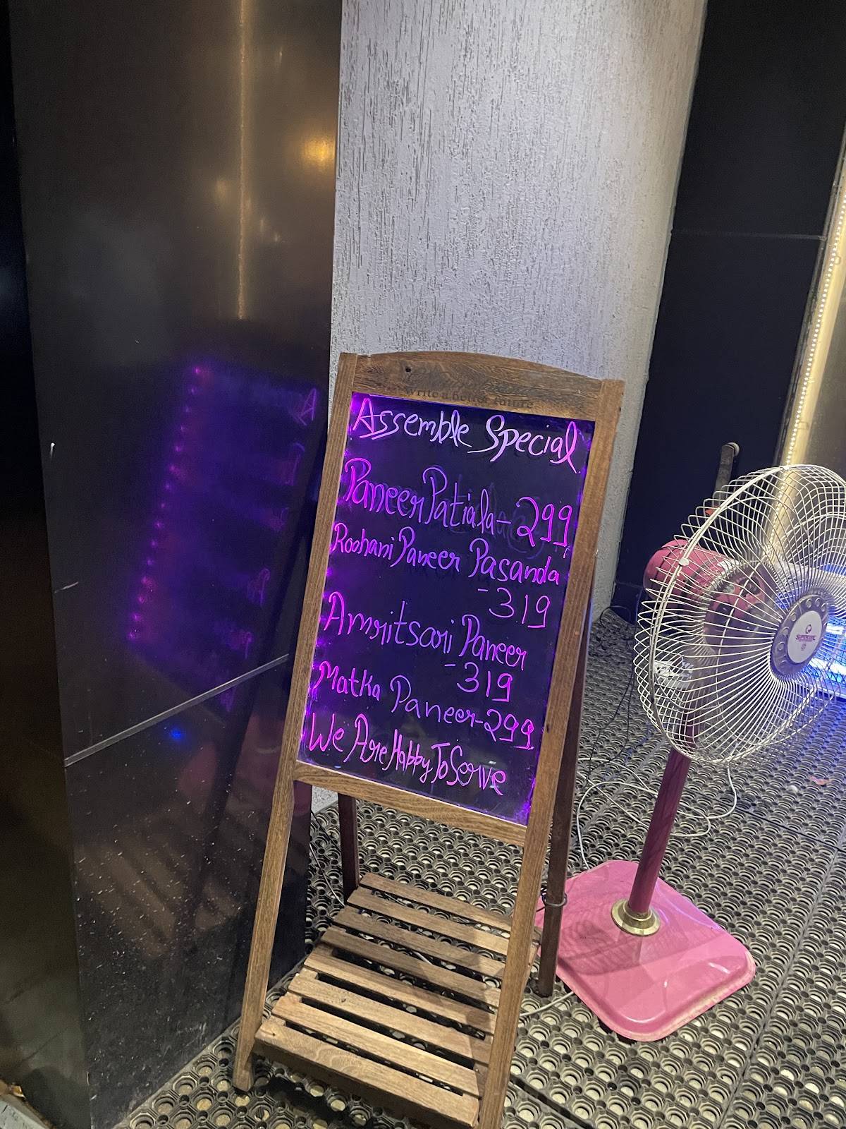 Assemble Kitchen menu