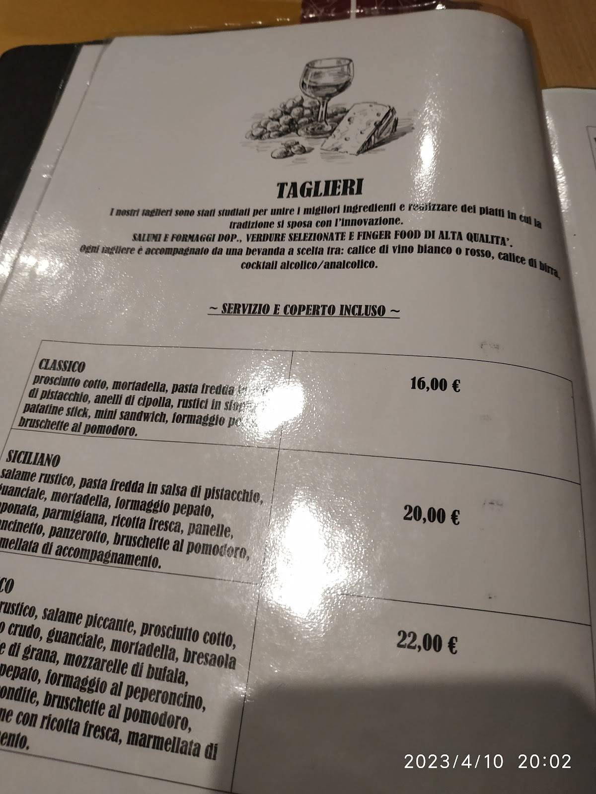 Menu di Café Noir - Food & Drink 