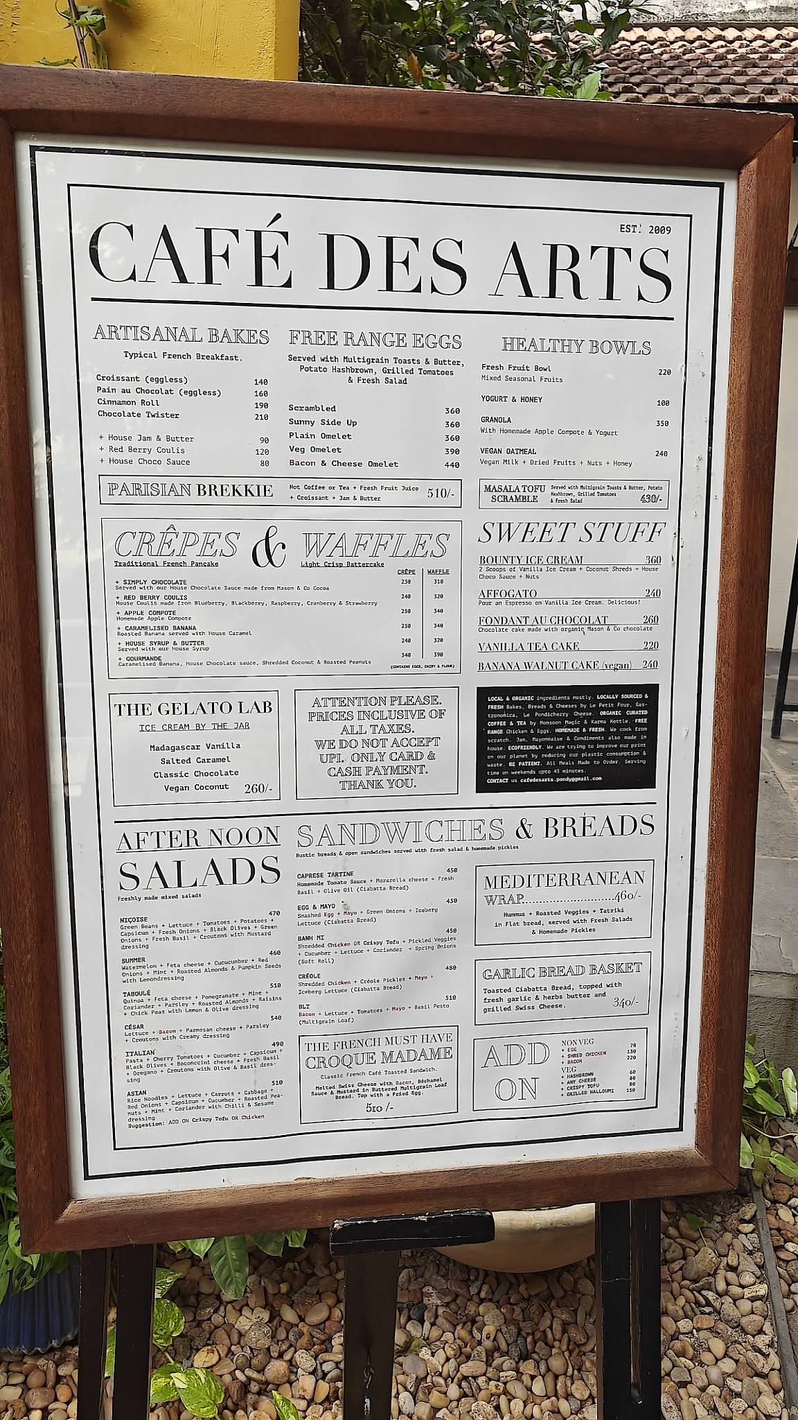 Cafe des Arts menu