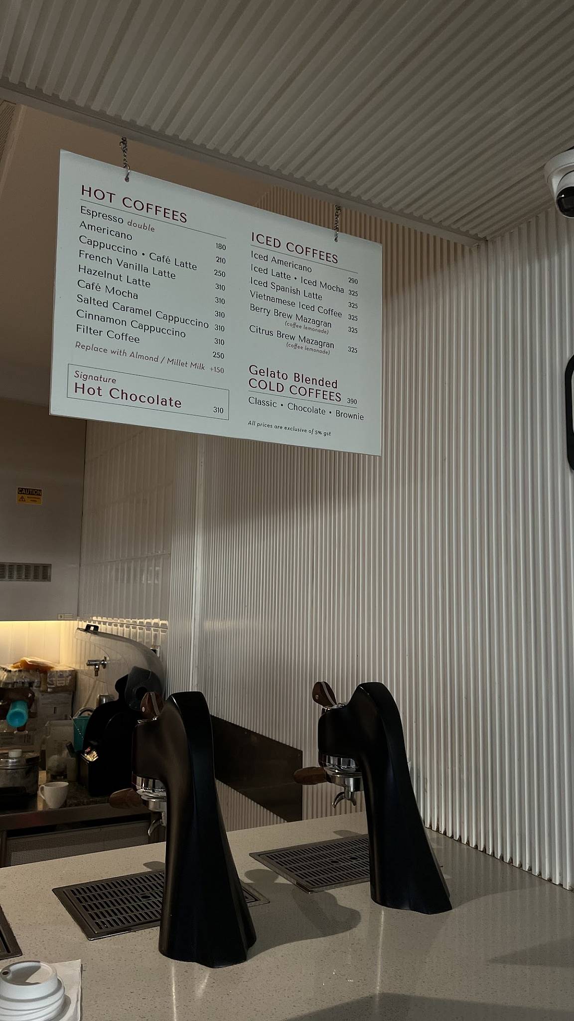 Conçu Jubilee Hills menu