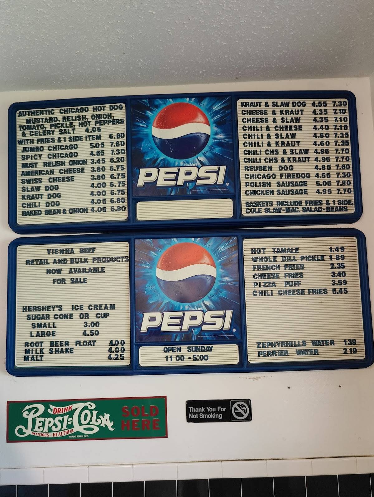 Menu at Hot Dog Heaven restaurant, Orlando