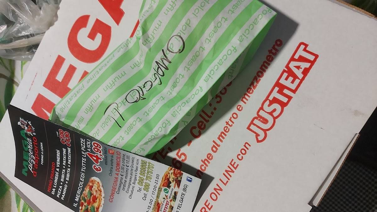 Menu di Mega pizzeria 