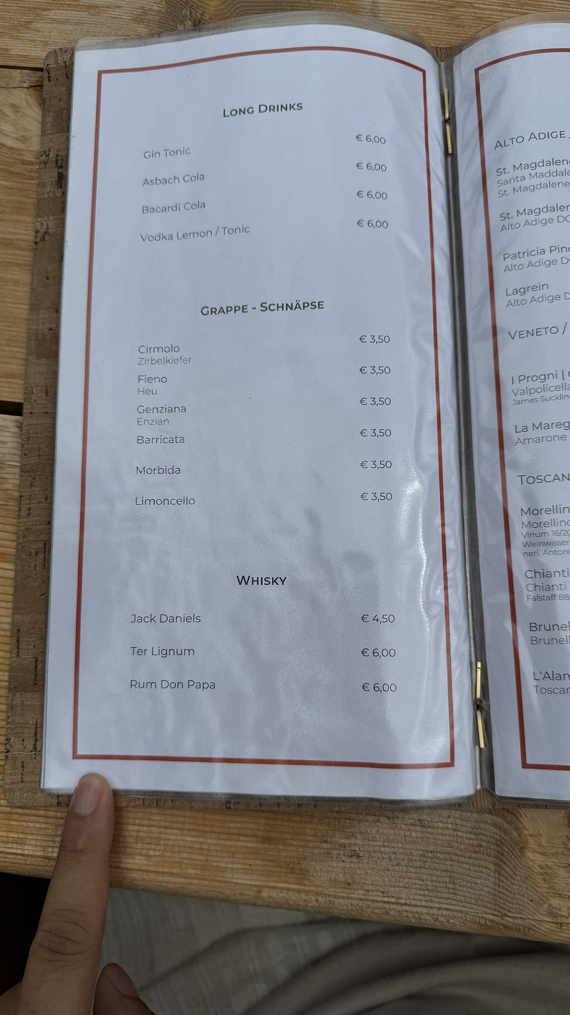 Menu di Pitt Bar 