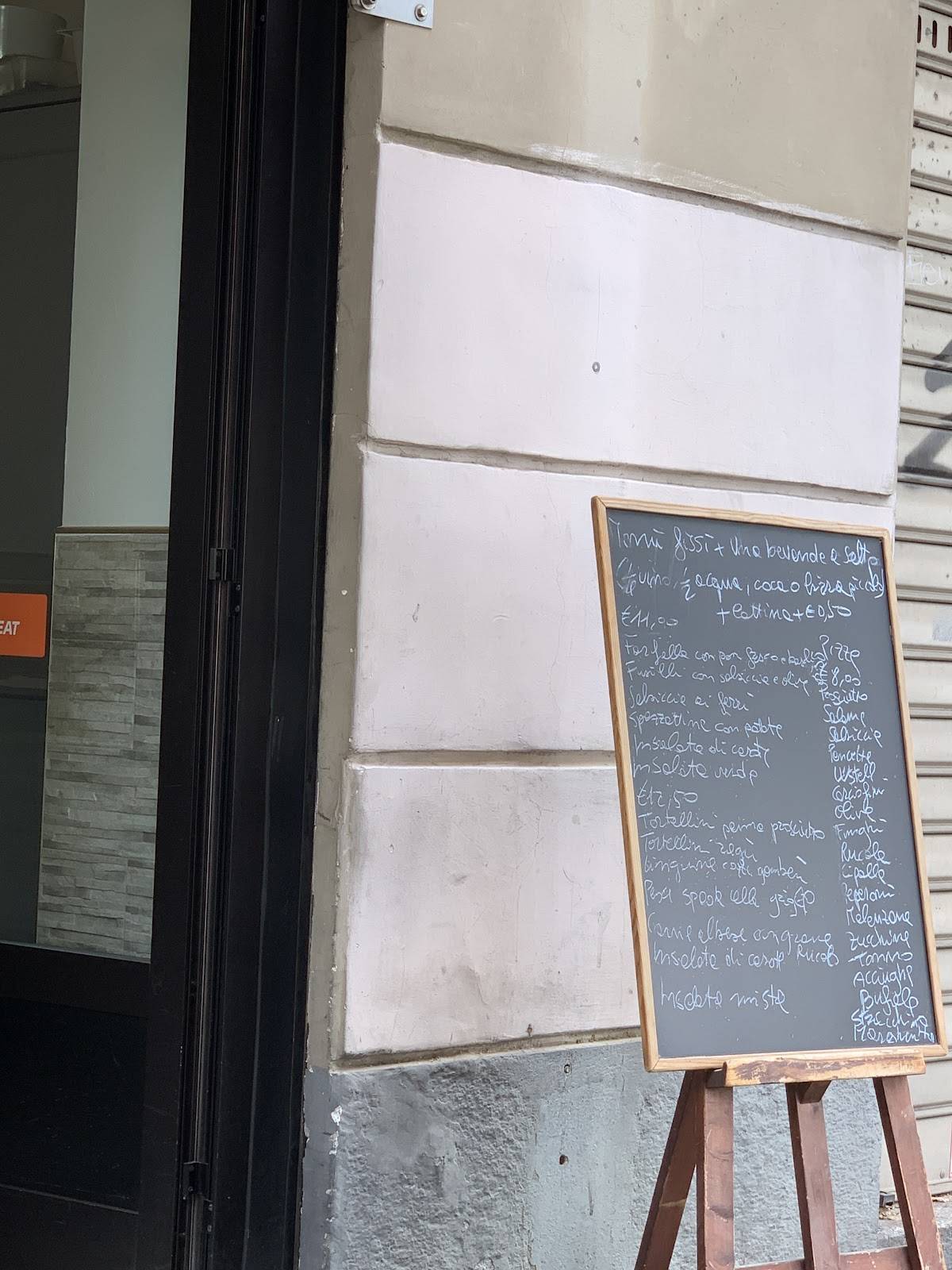 Menu di La Petite 