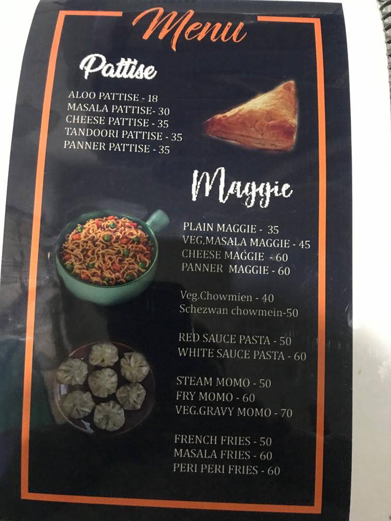 SHAKES & SNACKS menu