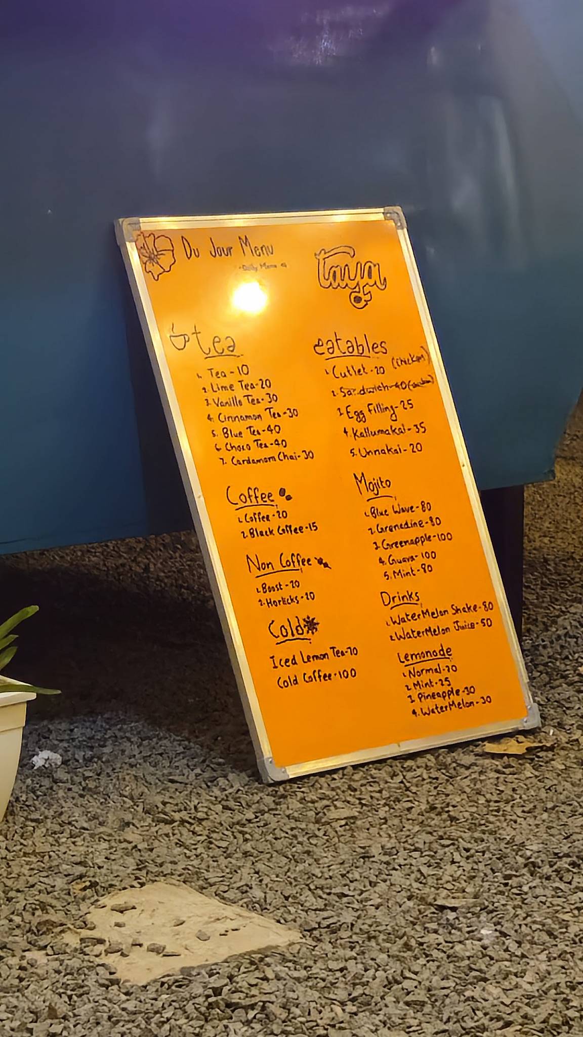Taya menu