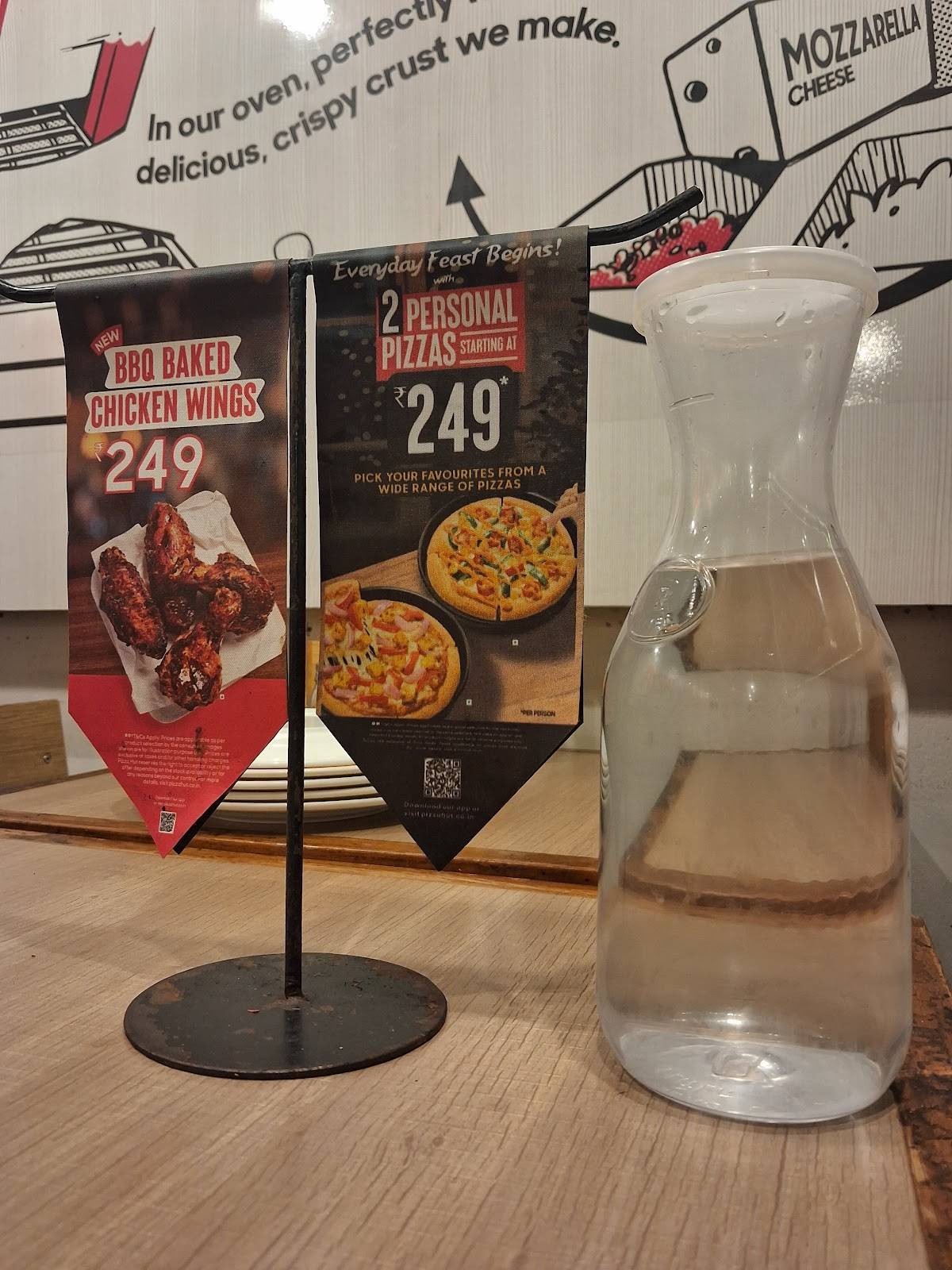 Pizza Hut Aluva, Cochin menu