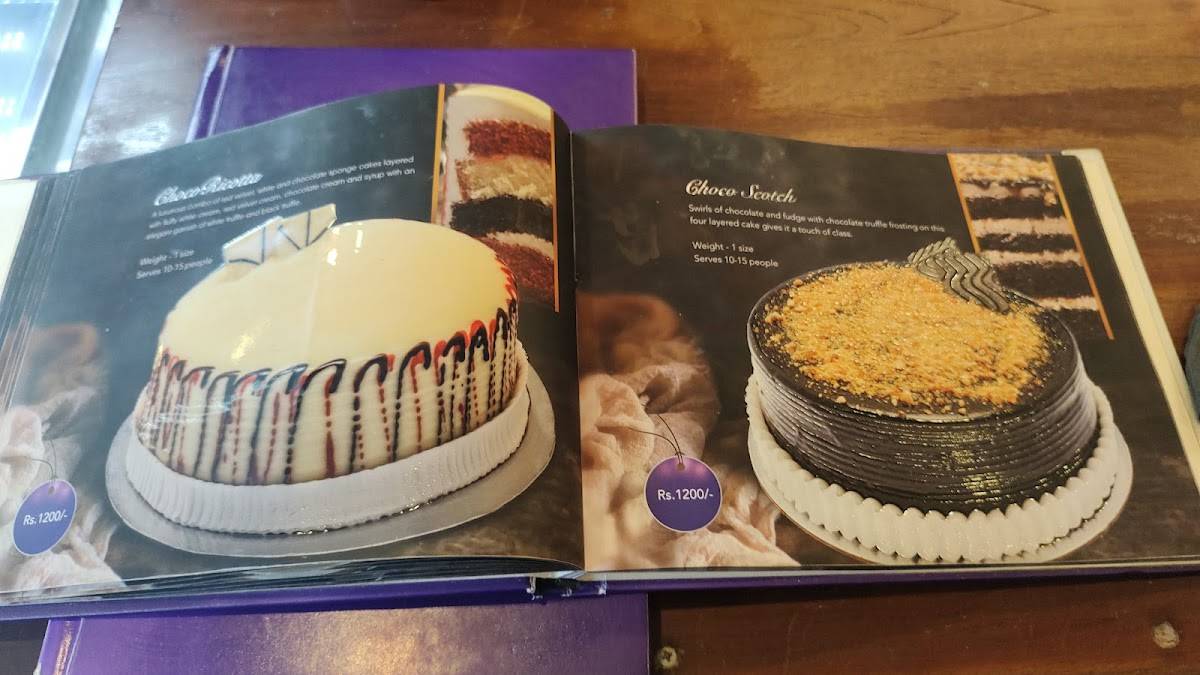 CutiePie Cakes menu