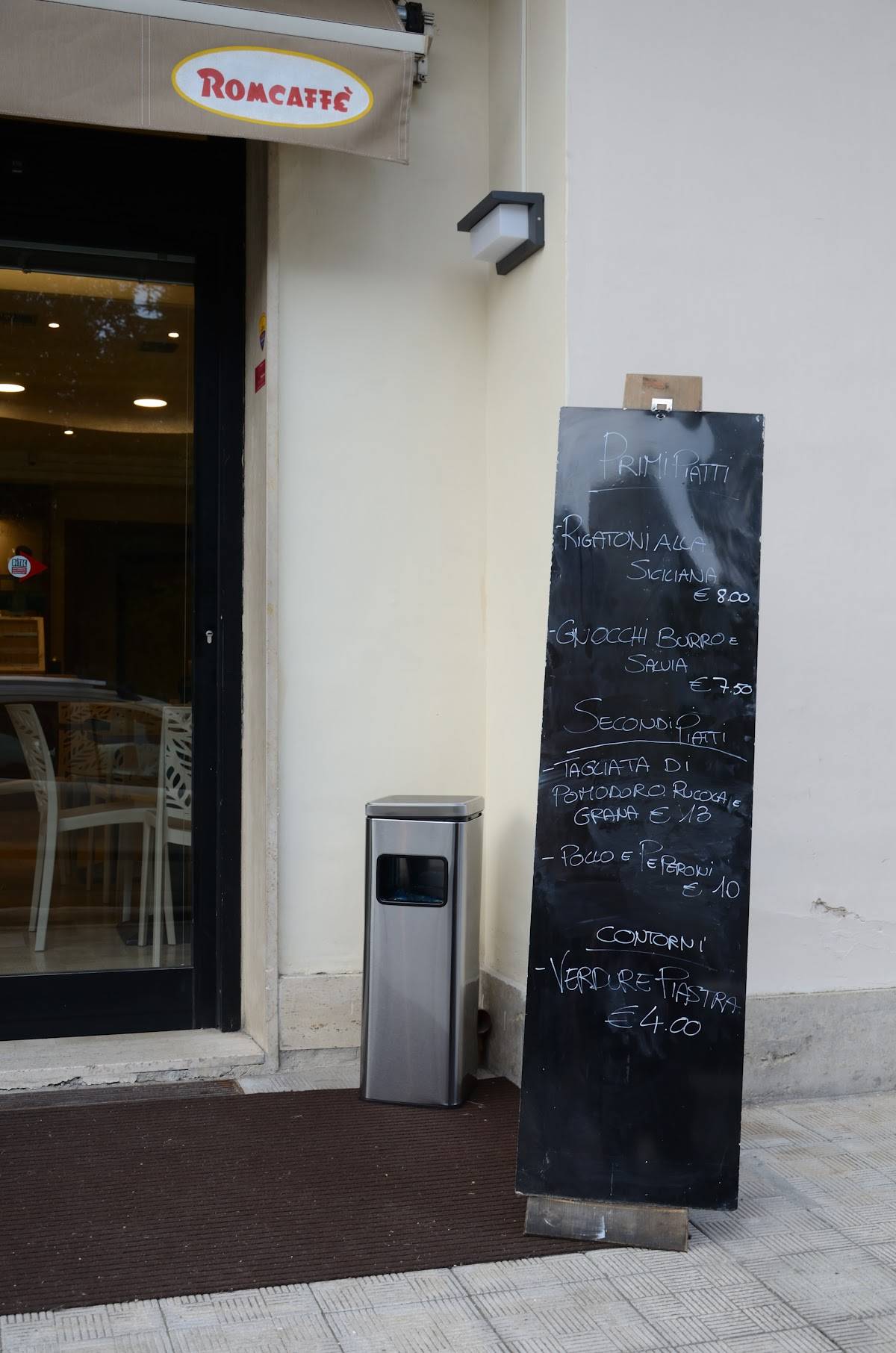 Menu di Family Bar 