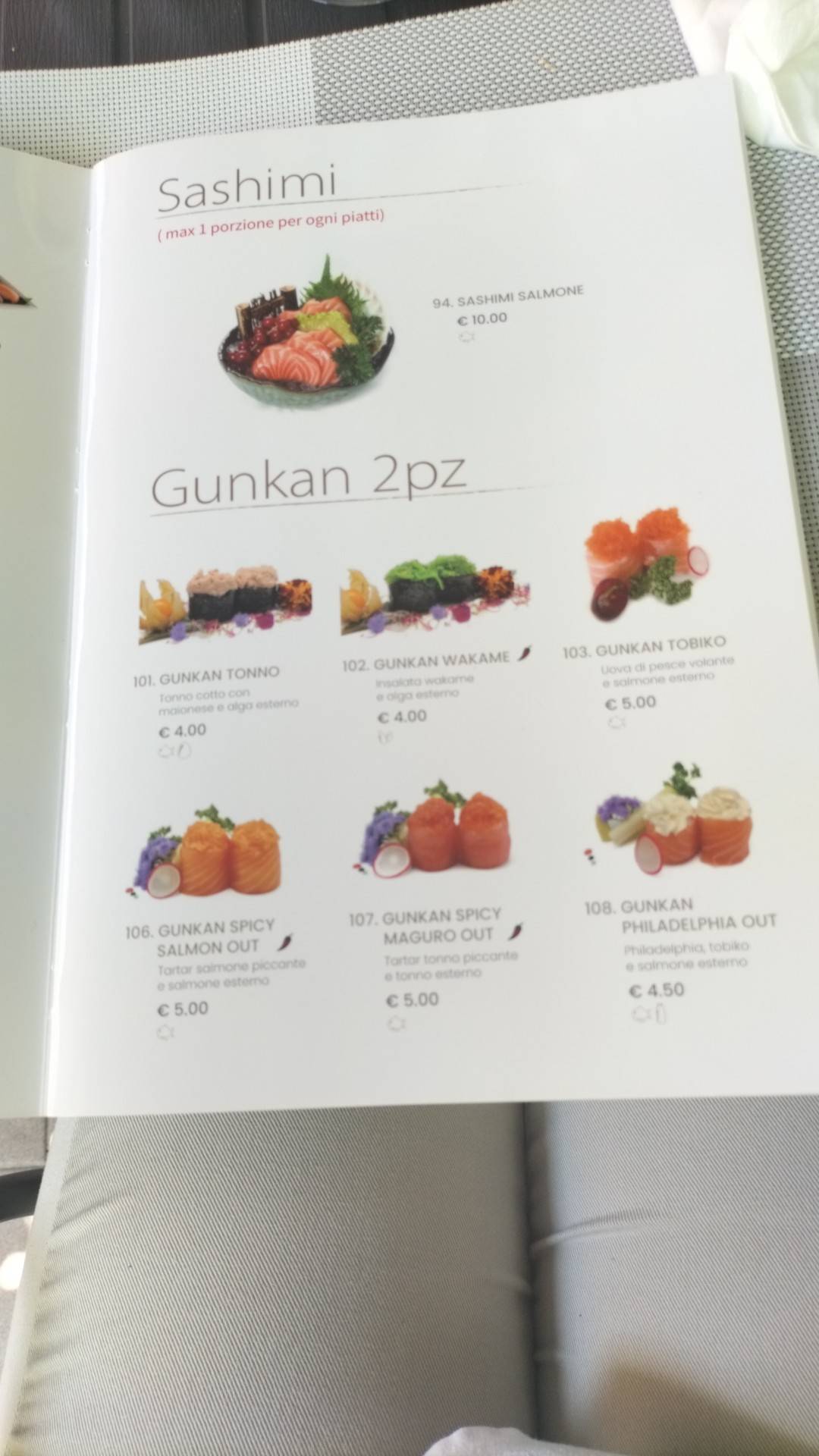 Menu di Uni sushi 