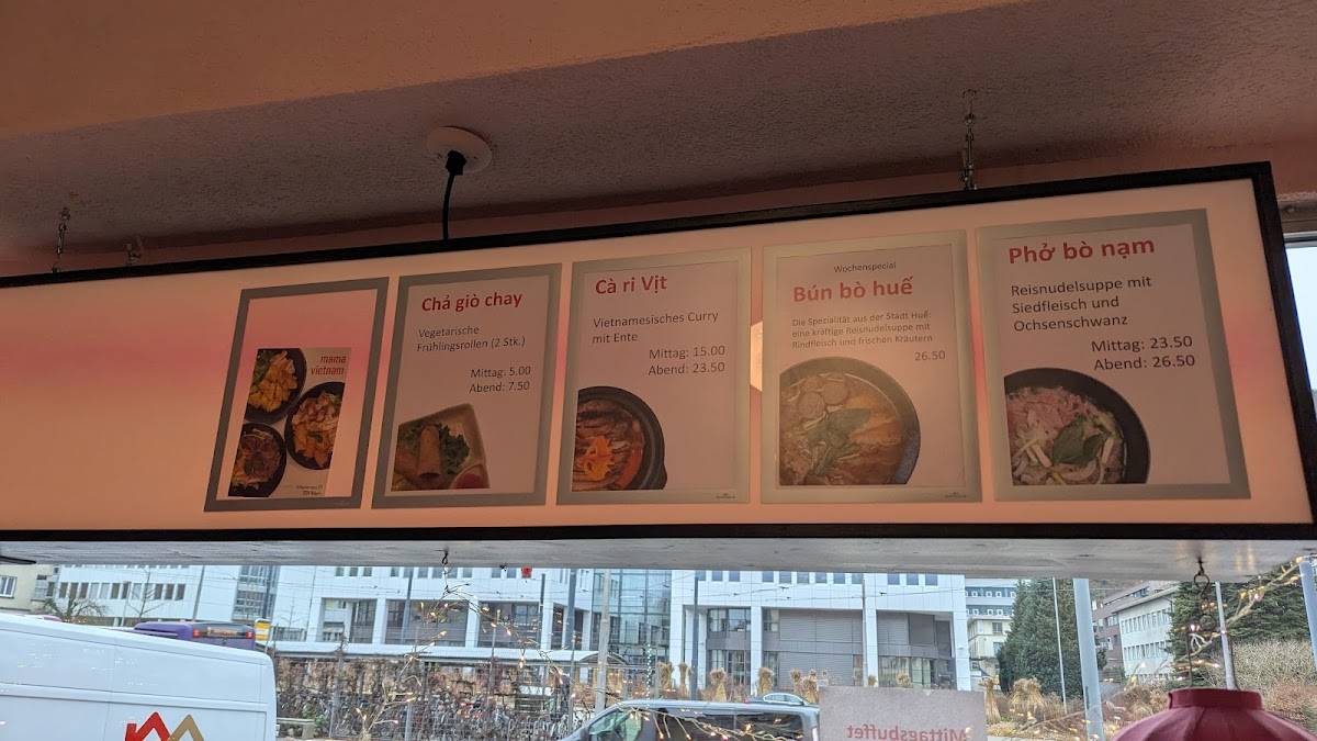 Menu di Mama Vietnam 