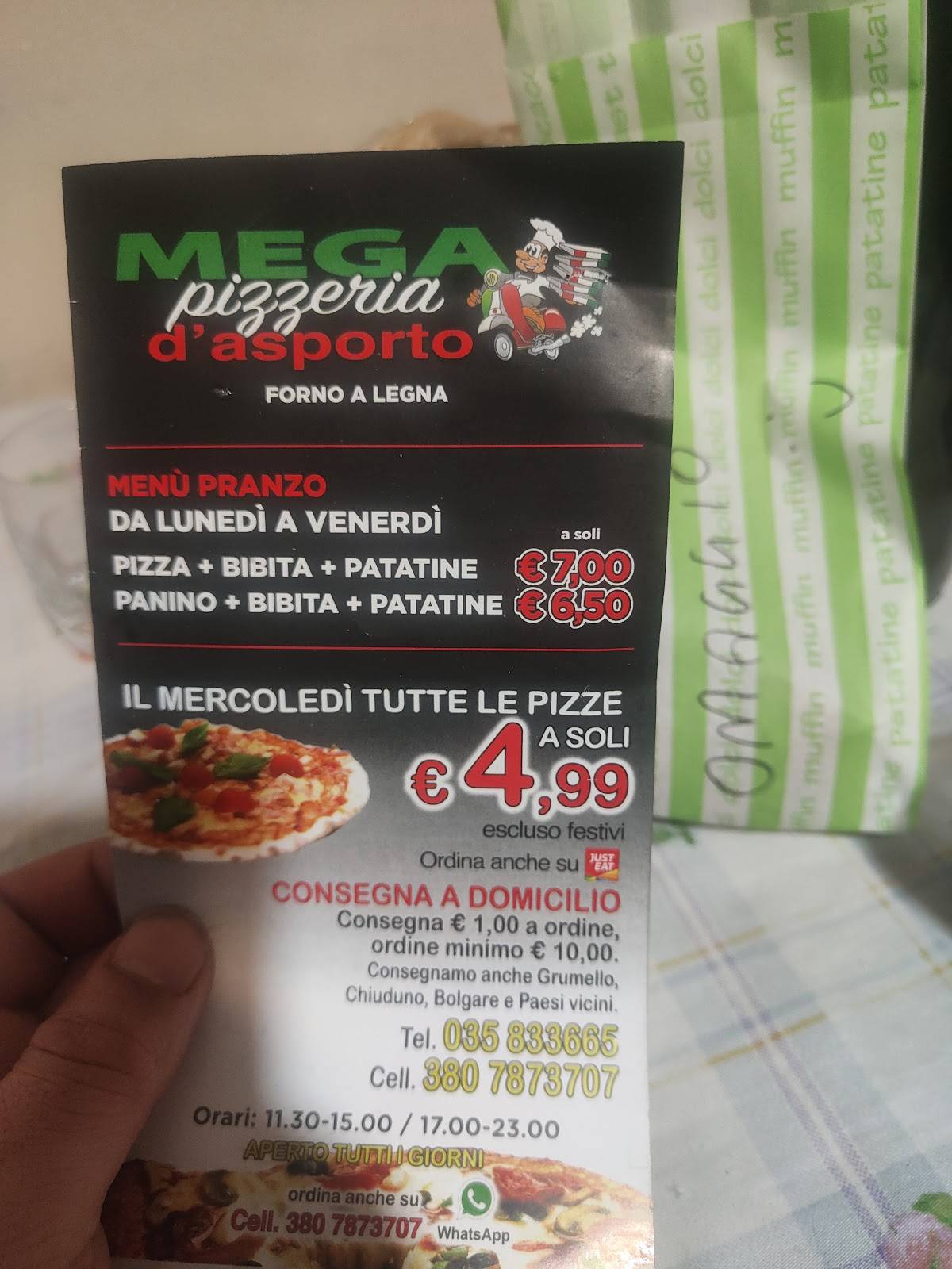 Menu di Mega pizzeria 