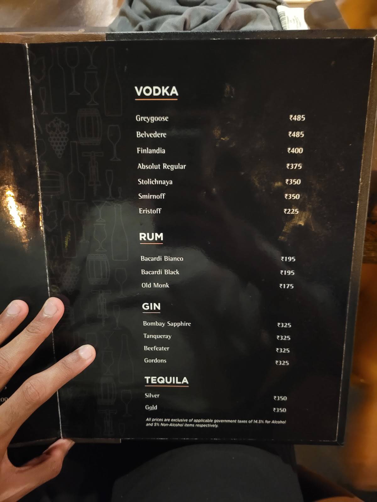 Pause Bar and Kitchen menu