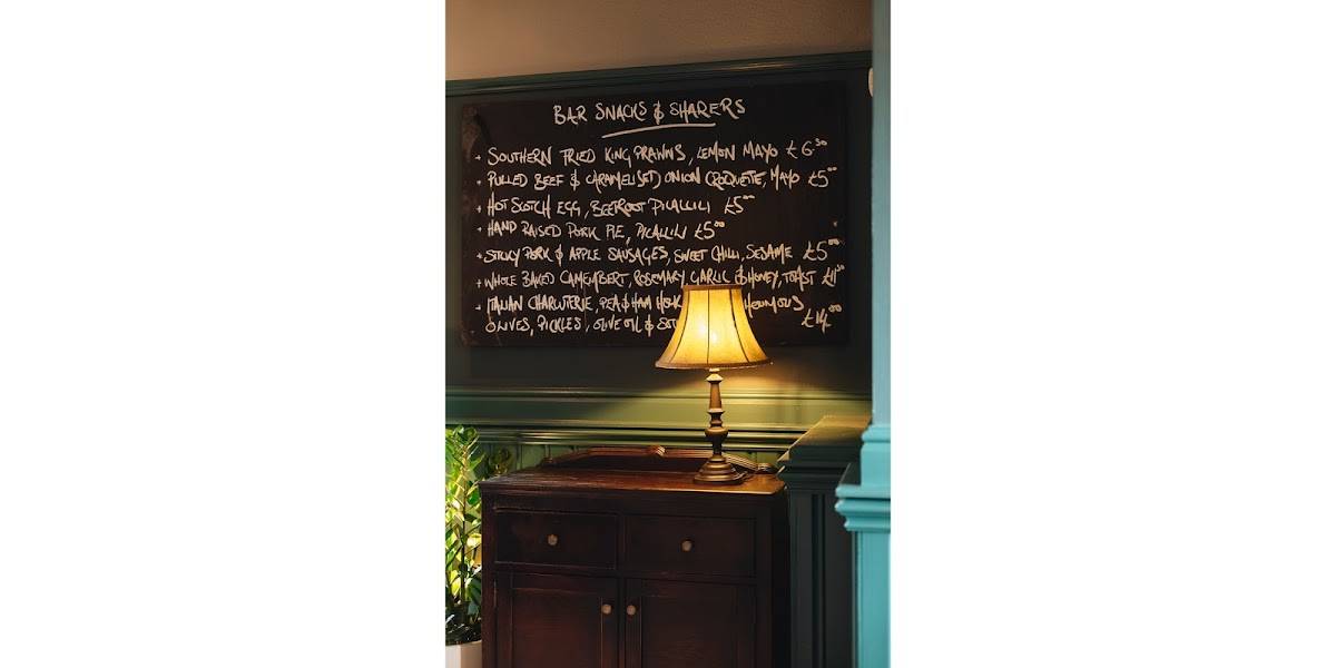 Menu at Pied Bull pub & bar, NewtonleWillows