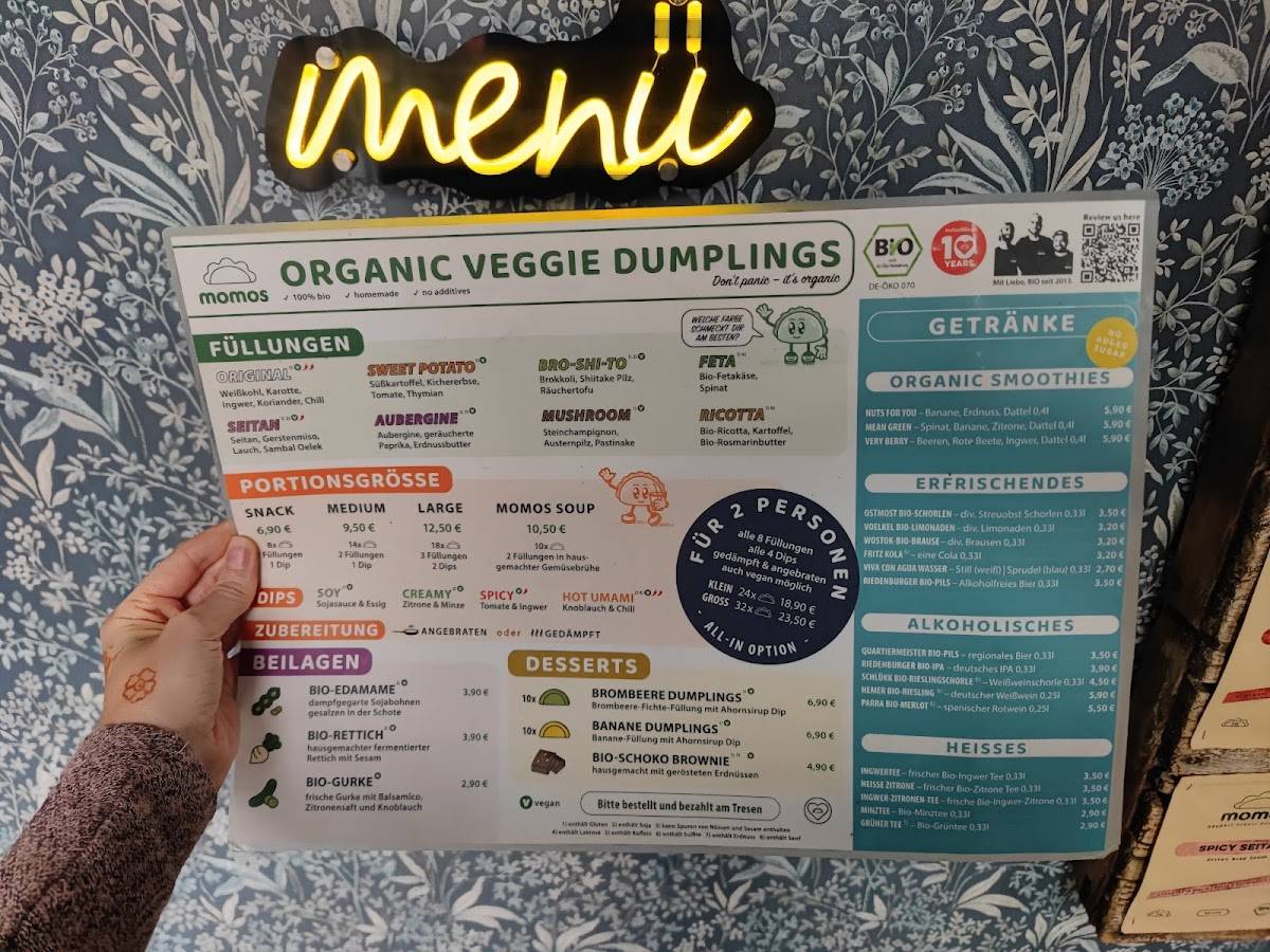 Menu de momos - organic dumplings