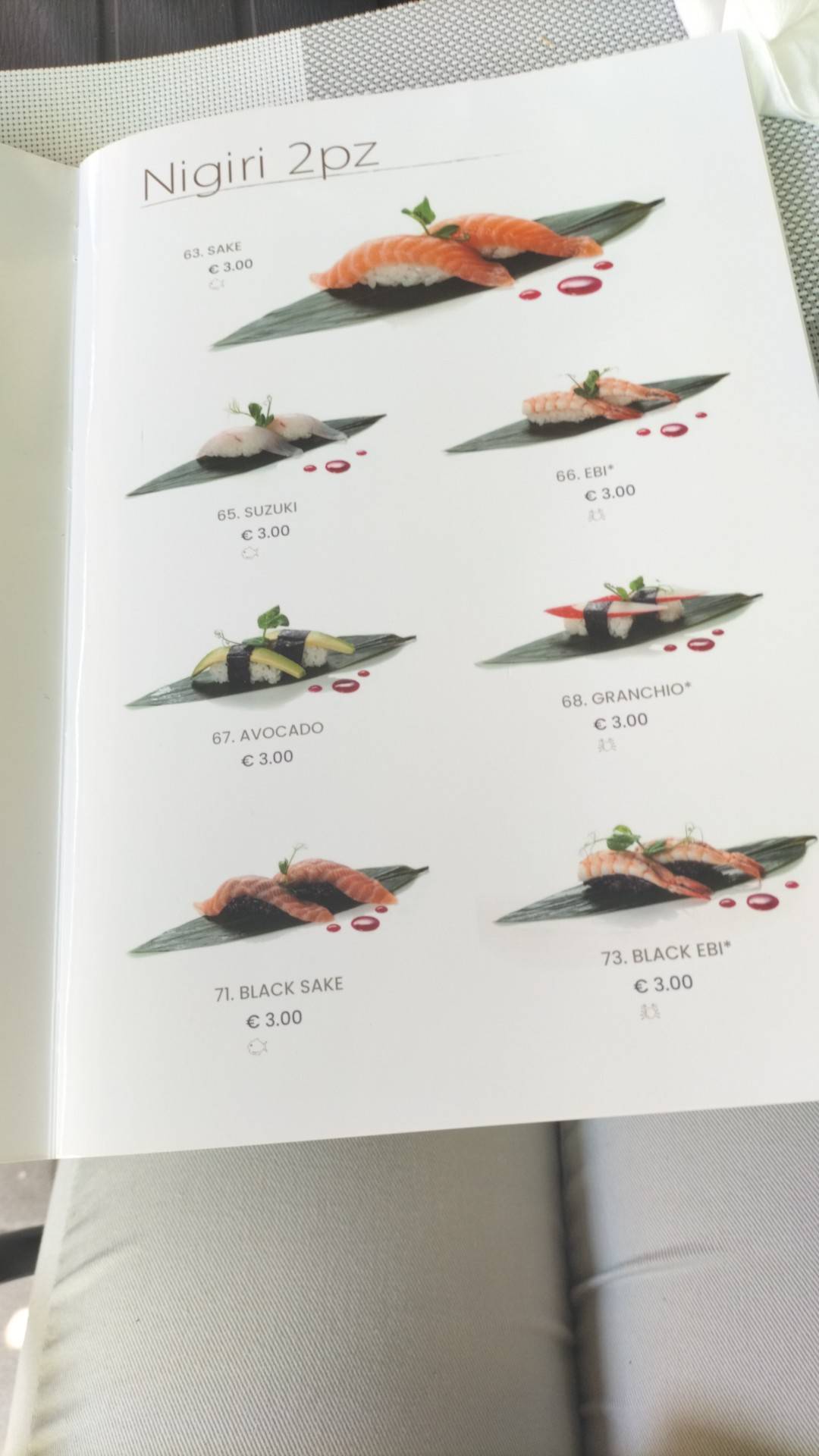 Menu di Uni sushi 