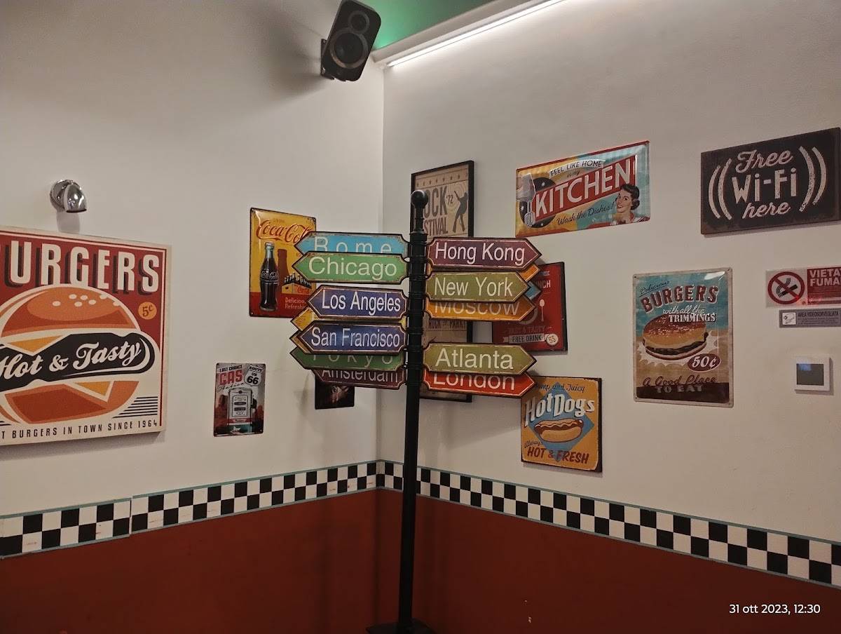 Menu di Arnold’s American Diner 