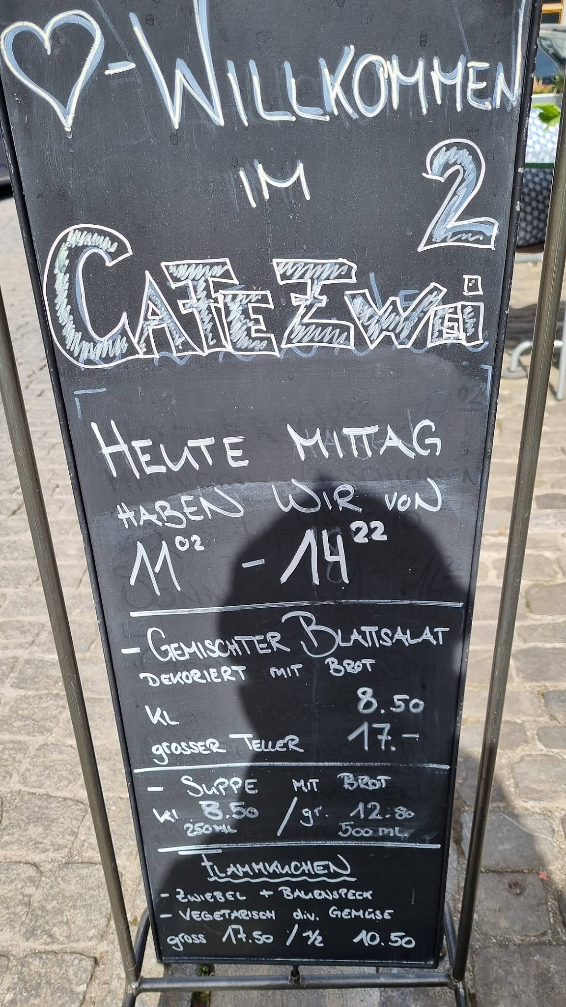 Menu di Cafe Zwei 