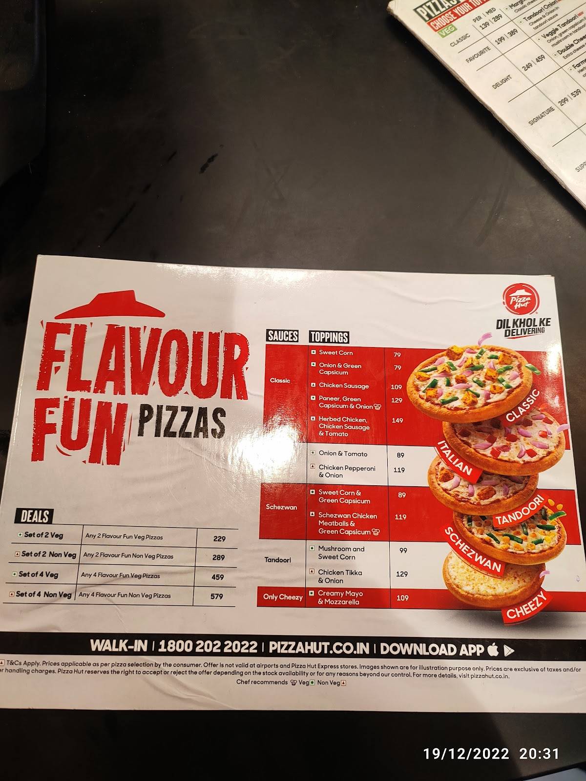 Pizza Hut Baxi Bazar, Cuttack menu