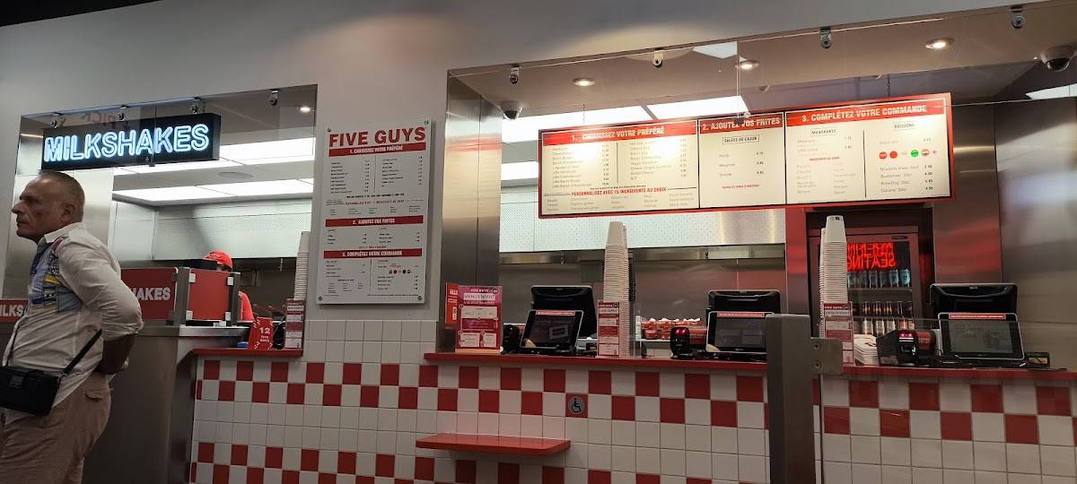 Menu de Five Guys Burgers and Fries Lyon République