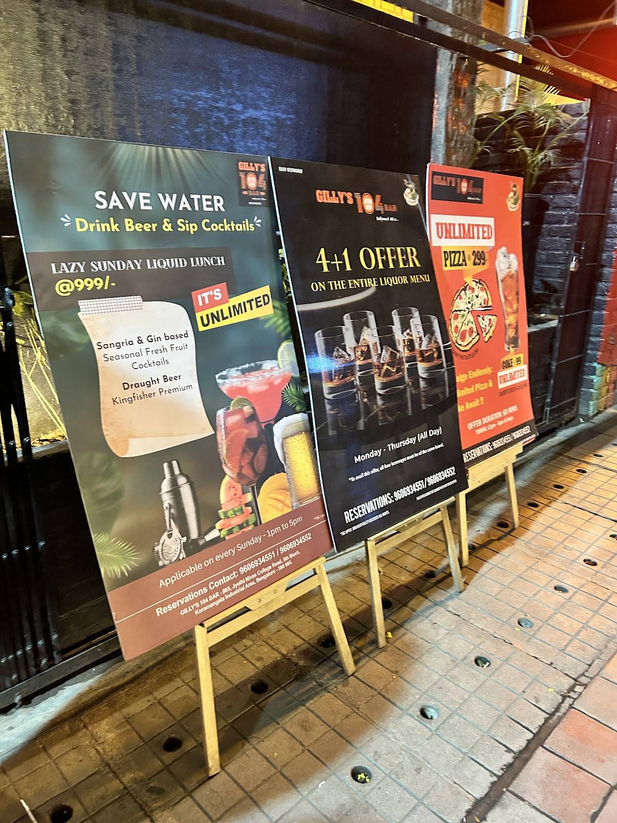 Gilly’s 104 Bar menu