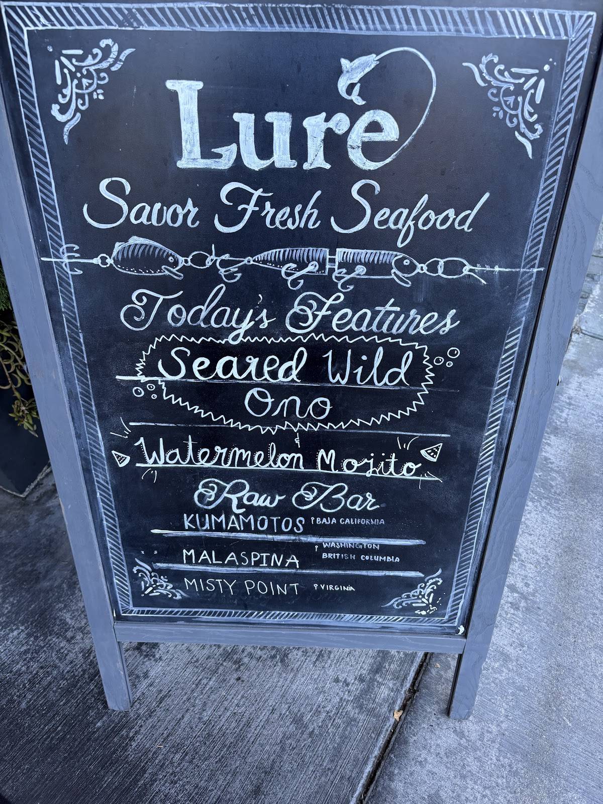 Lure Fish House, image size:1200x1600