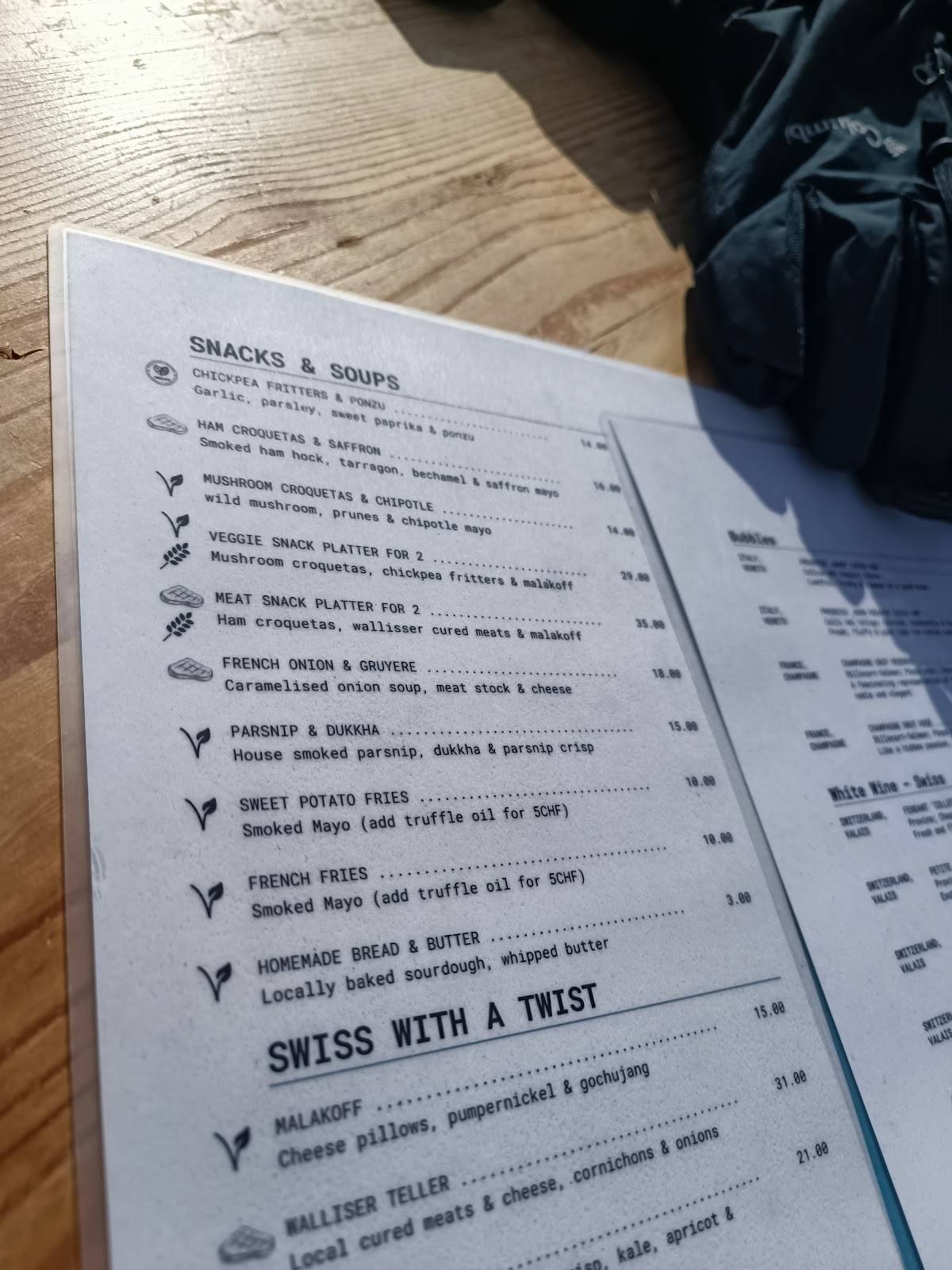 Menu di Aroleid Restaurant 