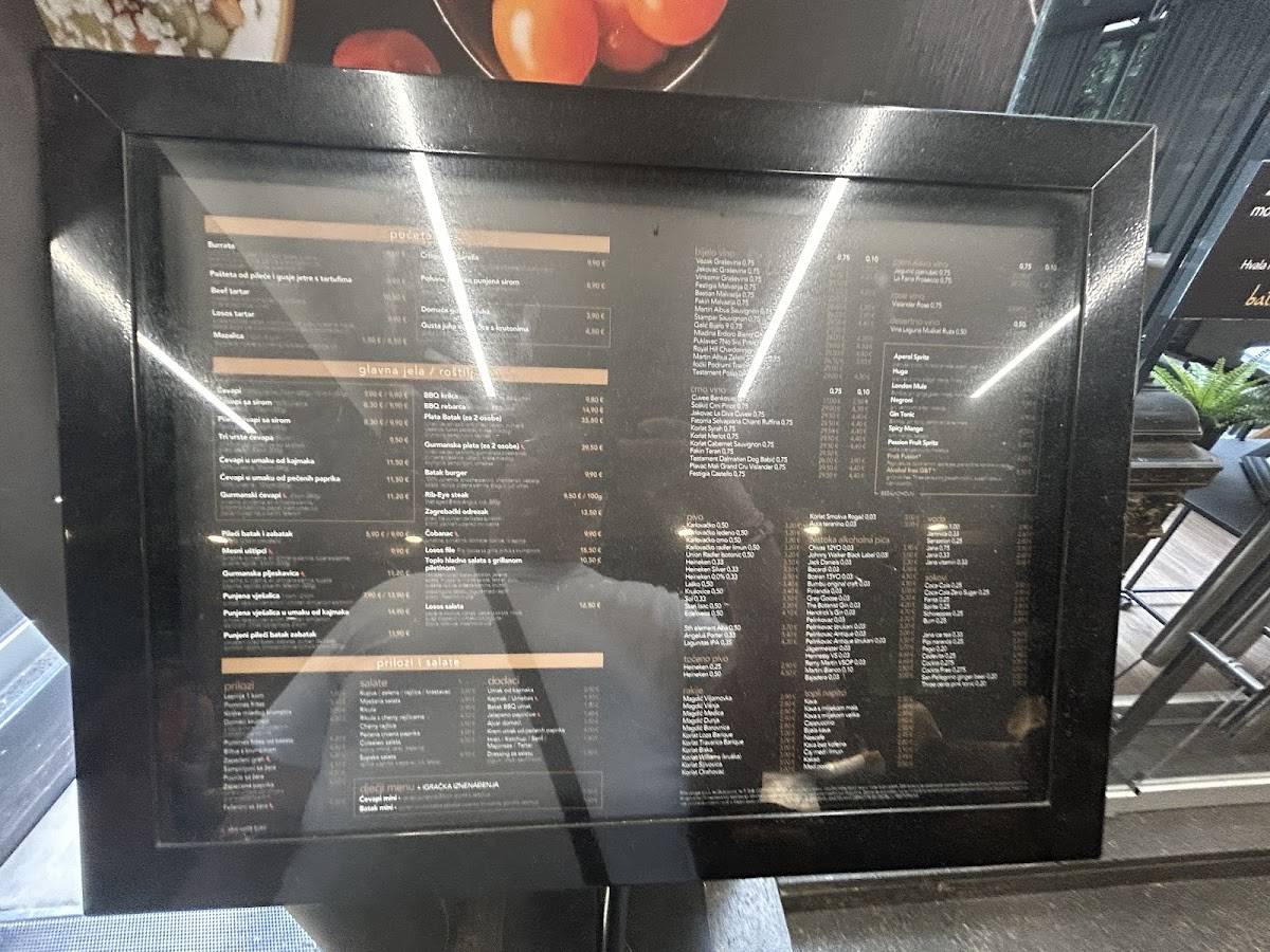 Menu di ​Batak Centar Cvjetni 