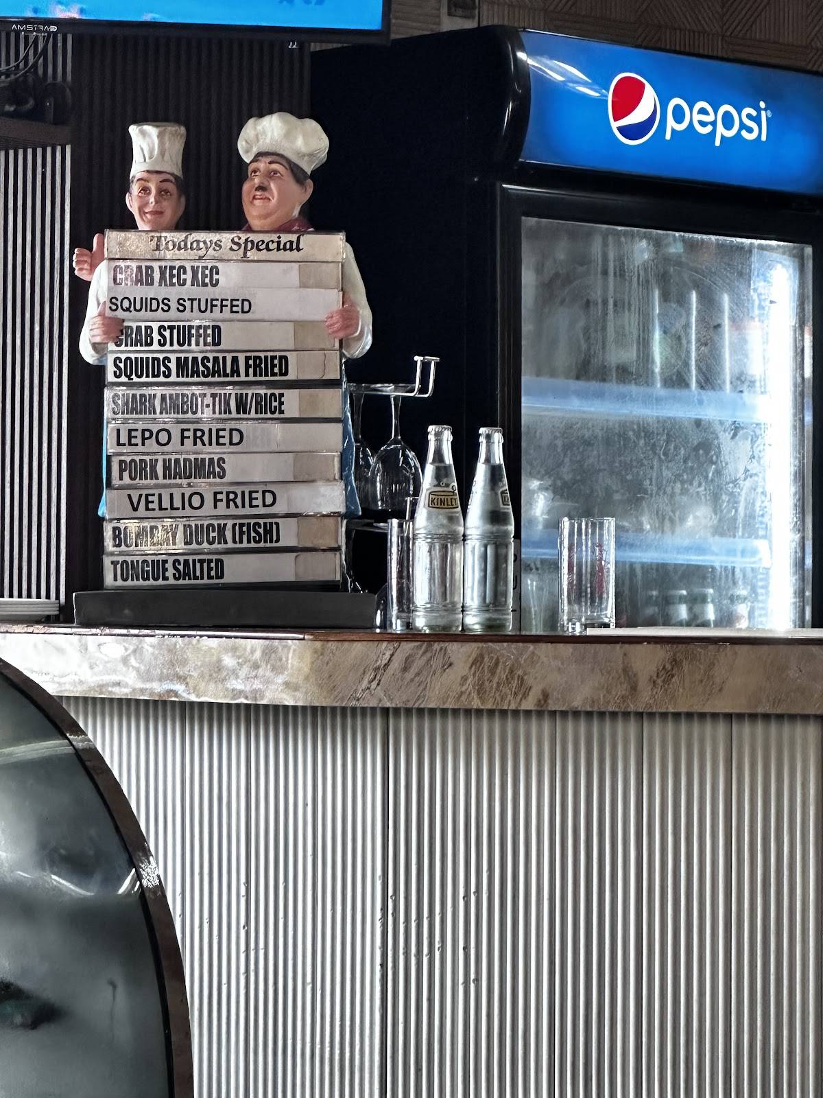 Longuinhos Bar, Restaurant & Confectioners menu