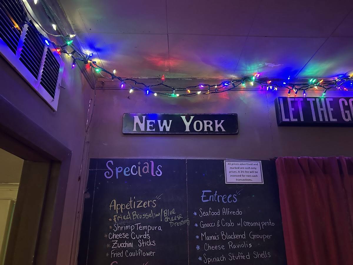 Menu at Savelli's Italian Restaurant, Knoxville
