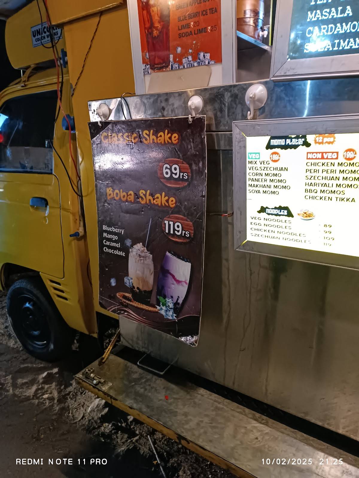 THE ROADROLER KARIYAVATTOM menu