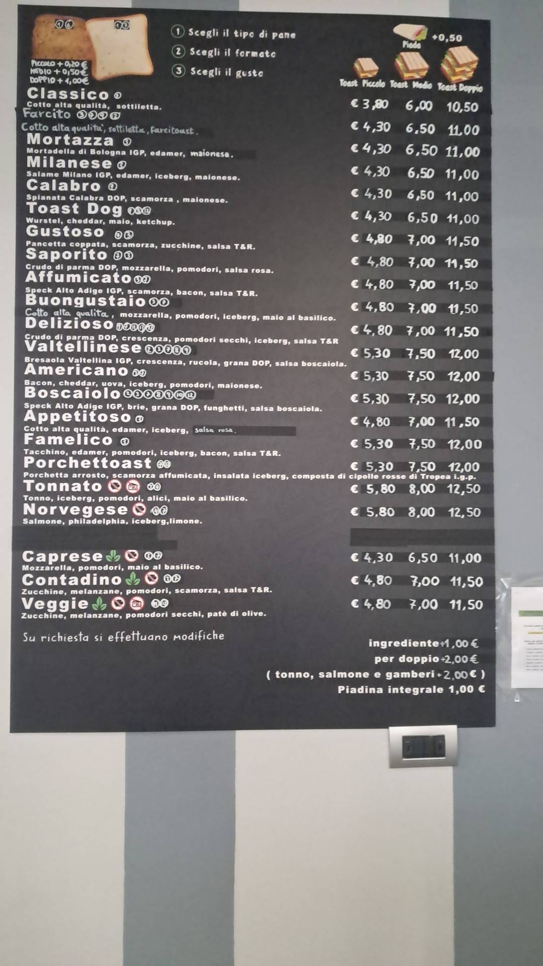 Menu di Toast & Roll 