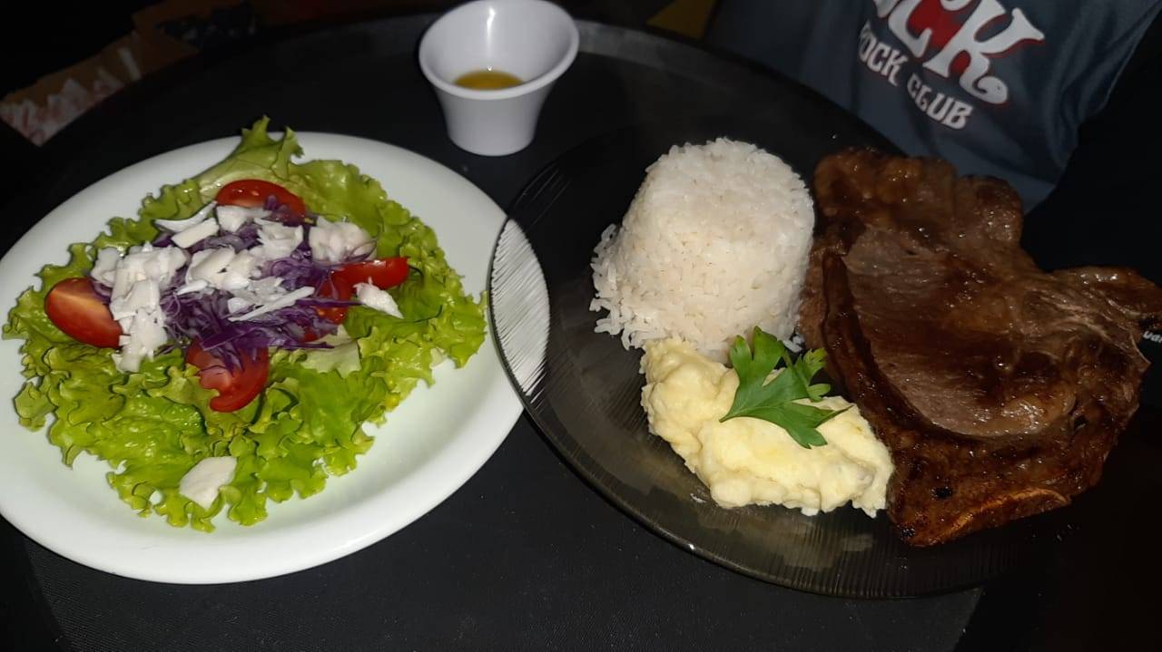 WOODSTOCK ROCK SBC cardápio