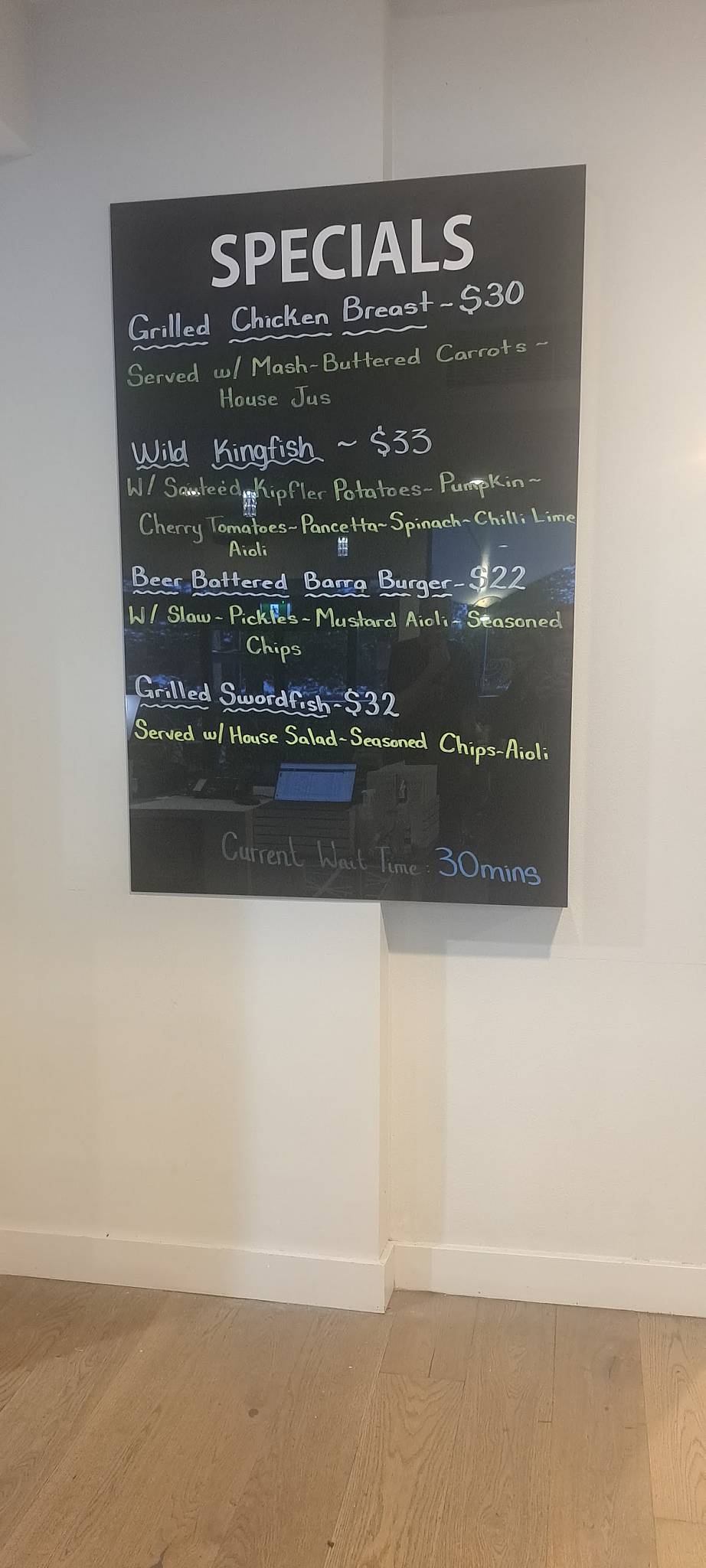 Menu at Pippi's At The Point Hotel pub & bar, Speers Point