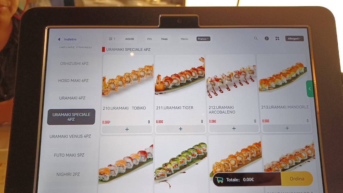 Menu di Moyà Asian Fusion Restaurant 