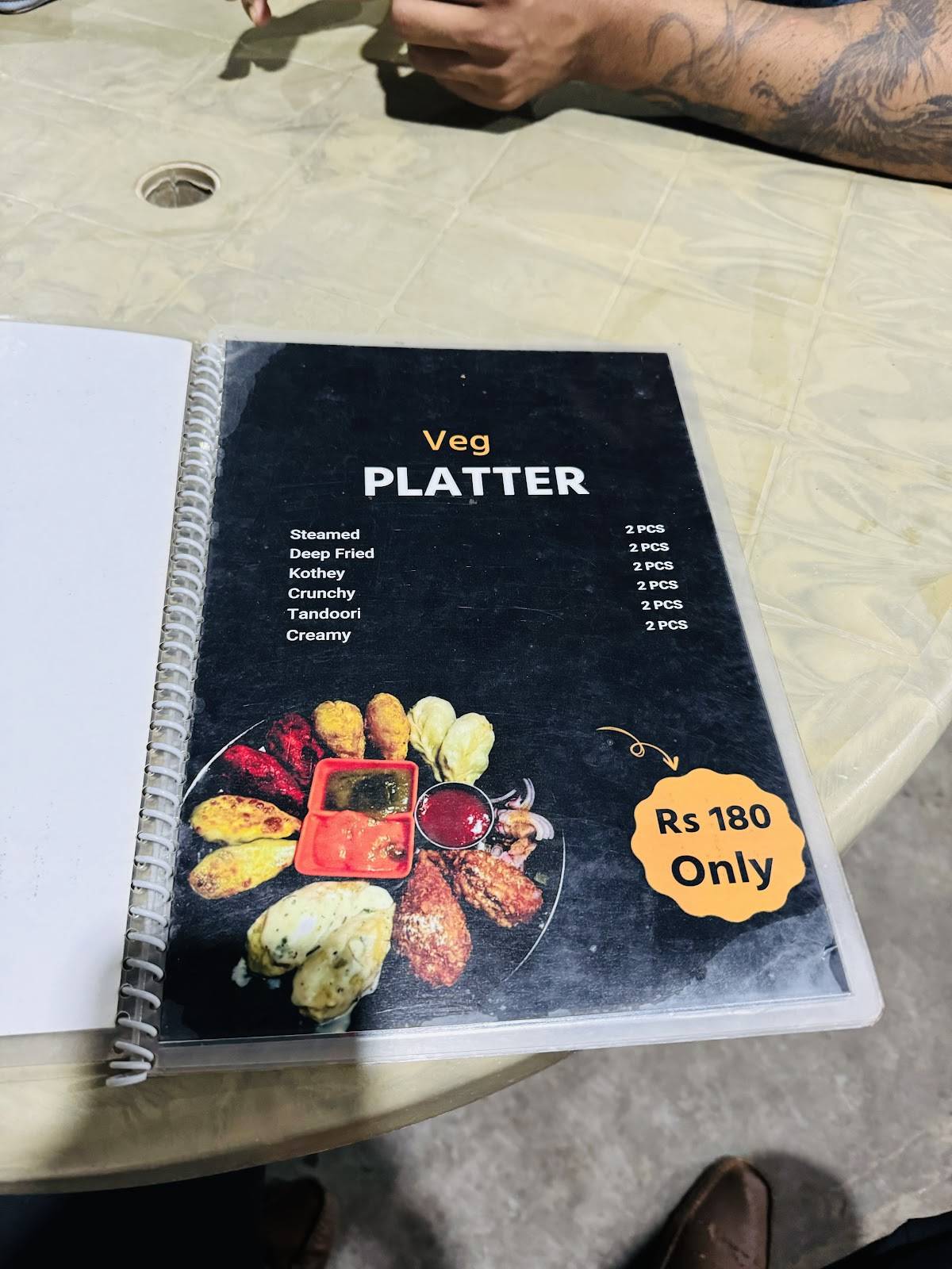 Mummaz Momo Lalbagh menu