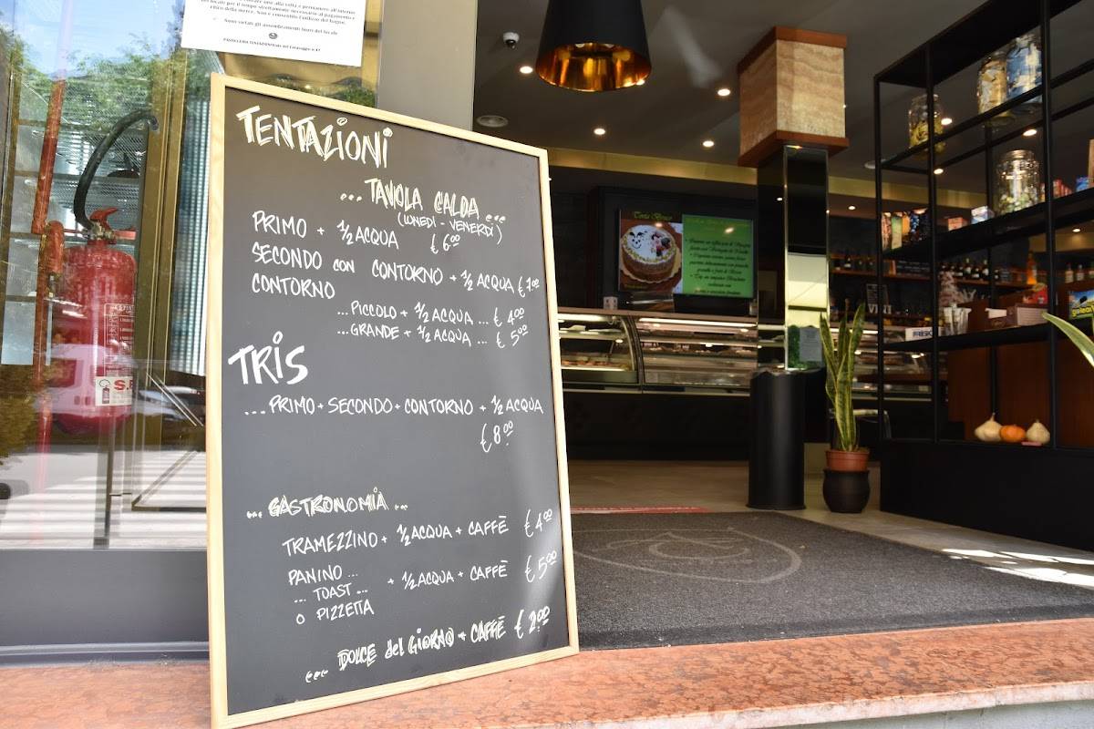 Menu di Tentazioni Bar pasticceria Tavola Calda 