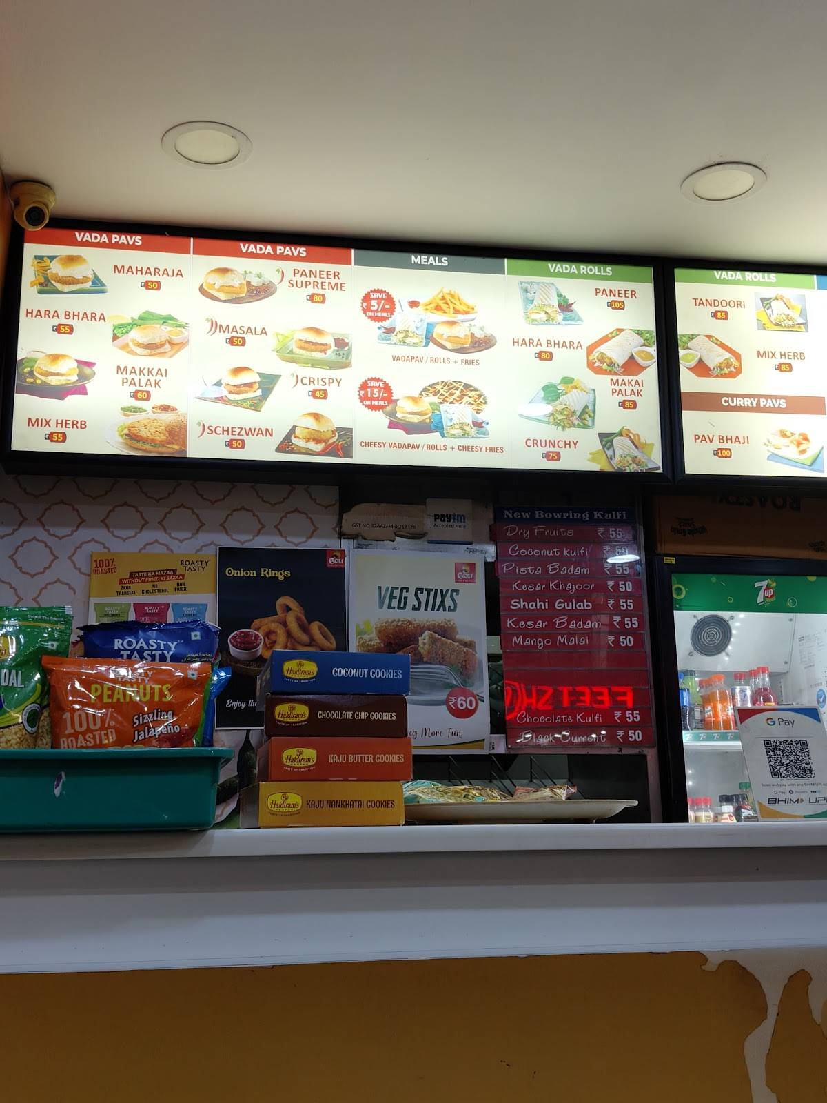 Goli Vada Pav No.1 menu