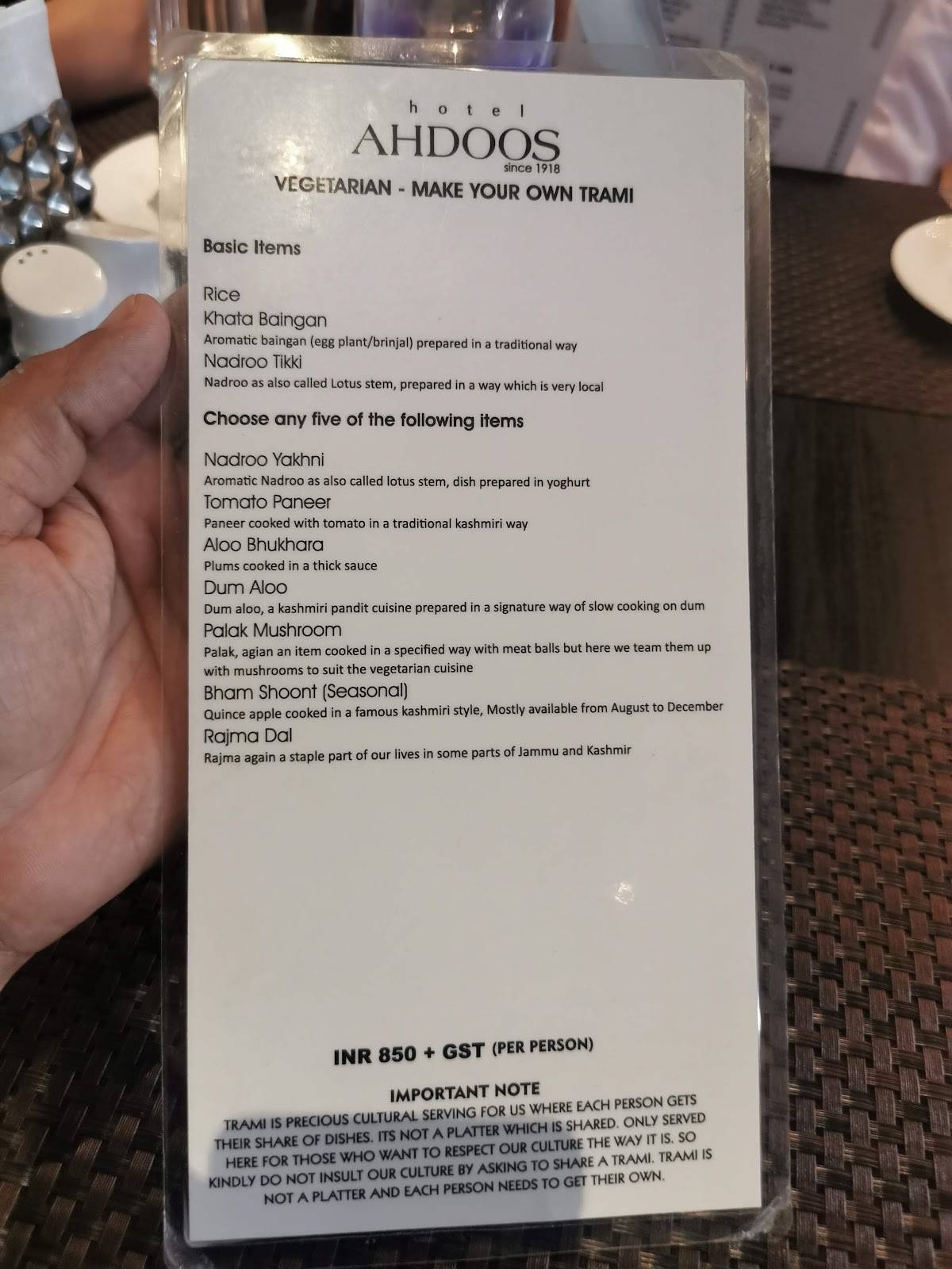 Ahdoos Restaurant menu