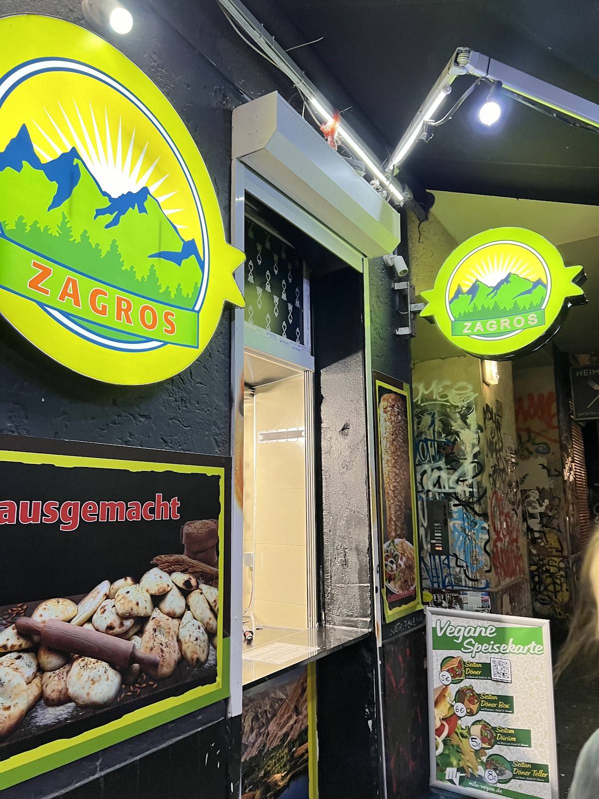 Menu at ZAGROS Veggie Kebabs restaurant, Berlin