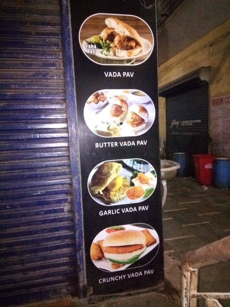 Zakaasss VADAPAV menu