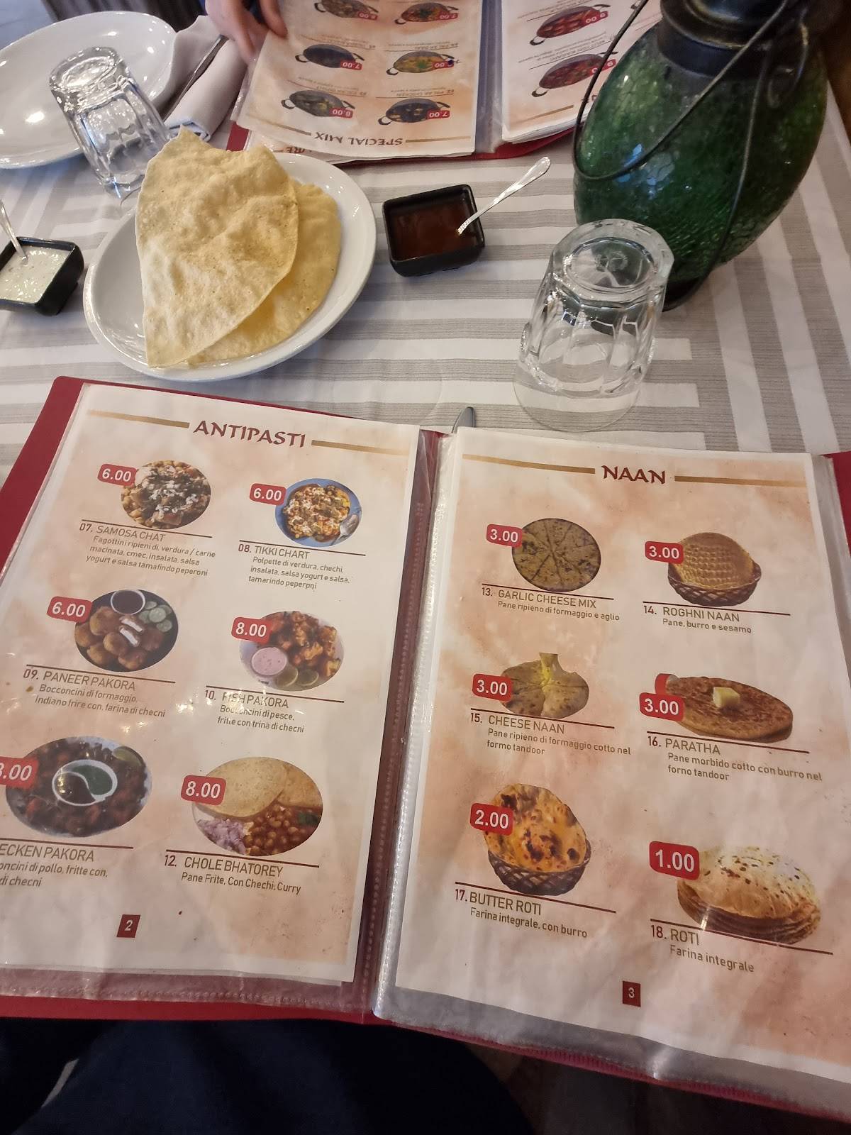 Menu di Taj Mahal 