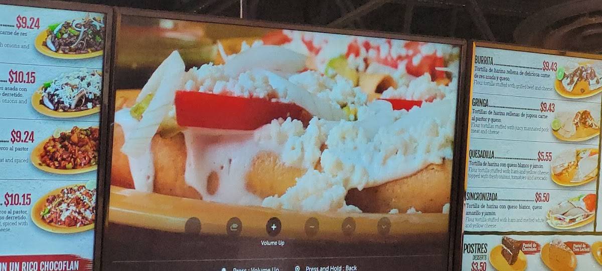 Menu at Taqueria El Cometa restaurant, El Paso, N Mesa St