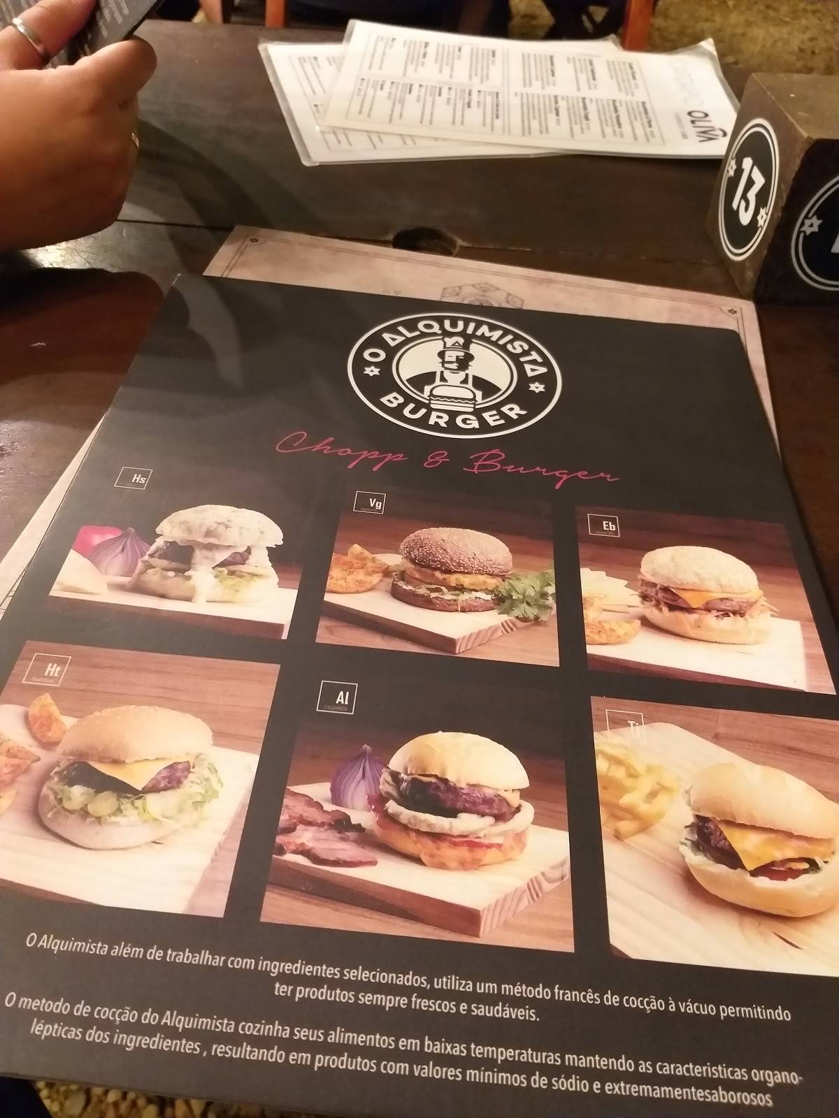 Menu em O Alquimista Burger restaurante, Bombinhas