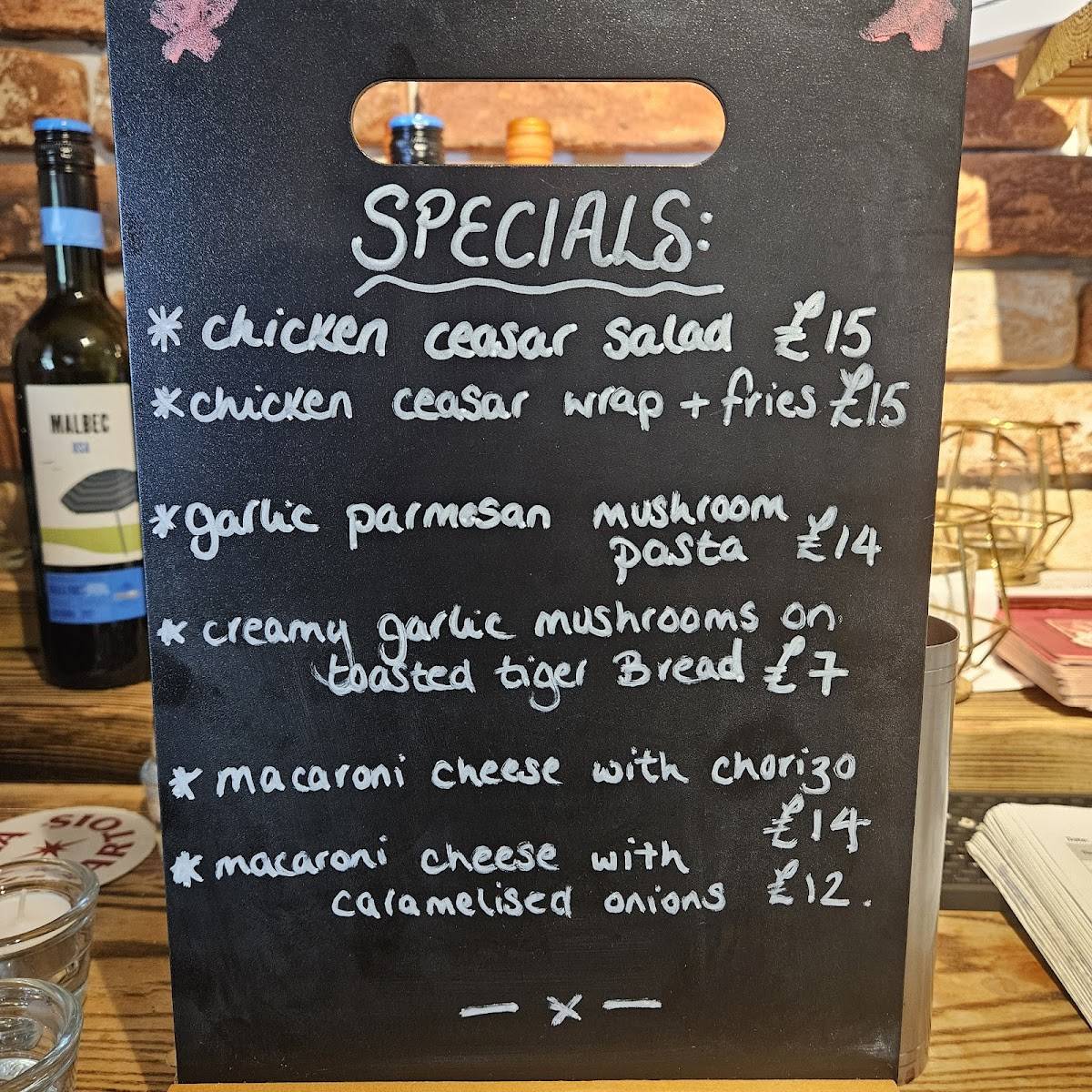 Menu at The Castle Inn, Outwood pub & bar, Redhill