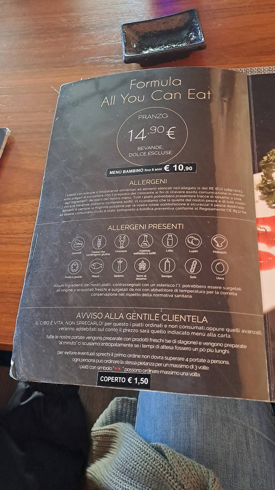 Menu di Tokyo Japanese Restaurant 
