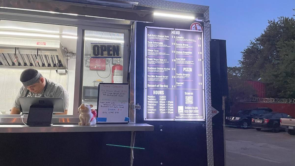 Menu at Fusion Confusion on Wheels restaurant, Houston