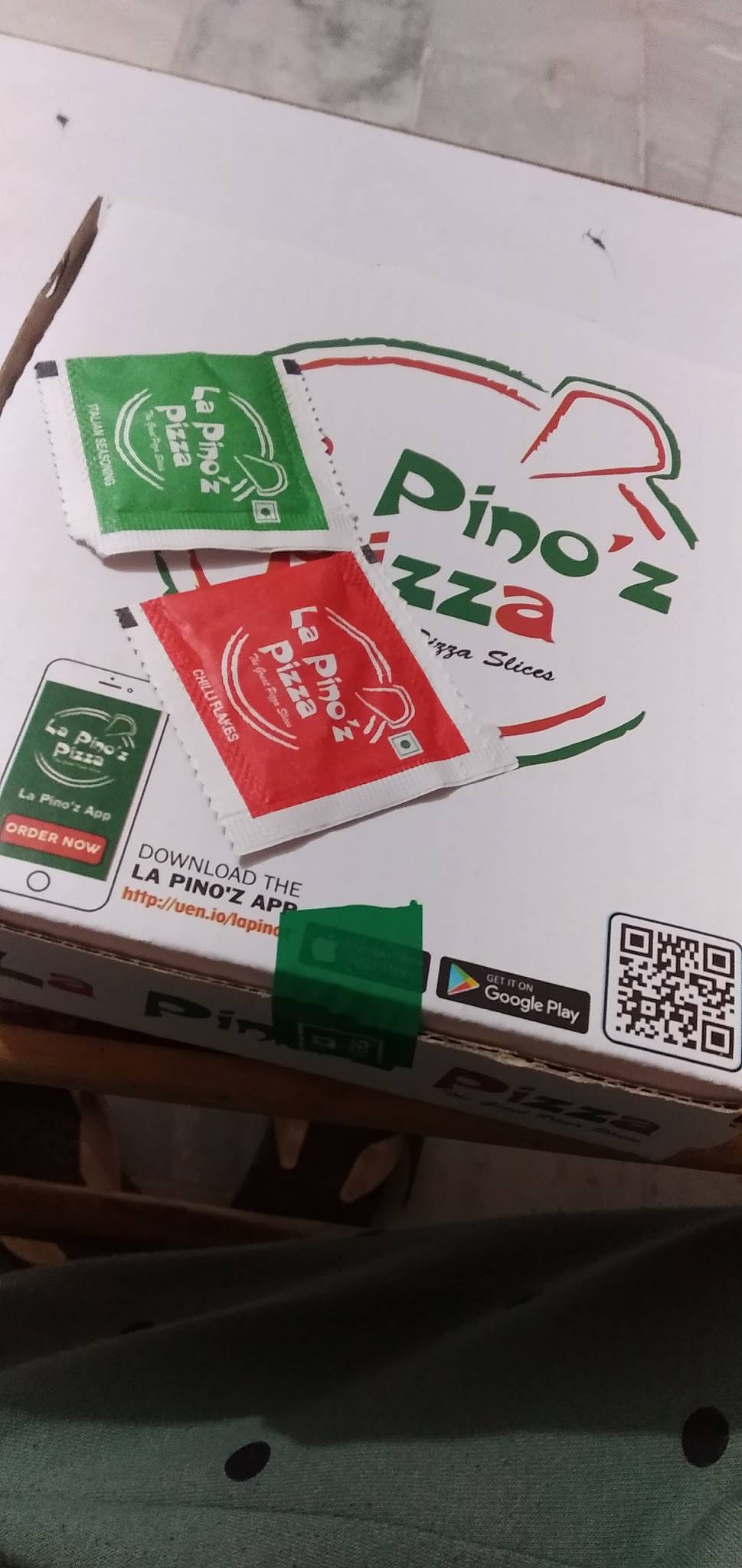 La Pino’z Pizza menu