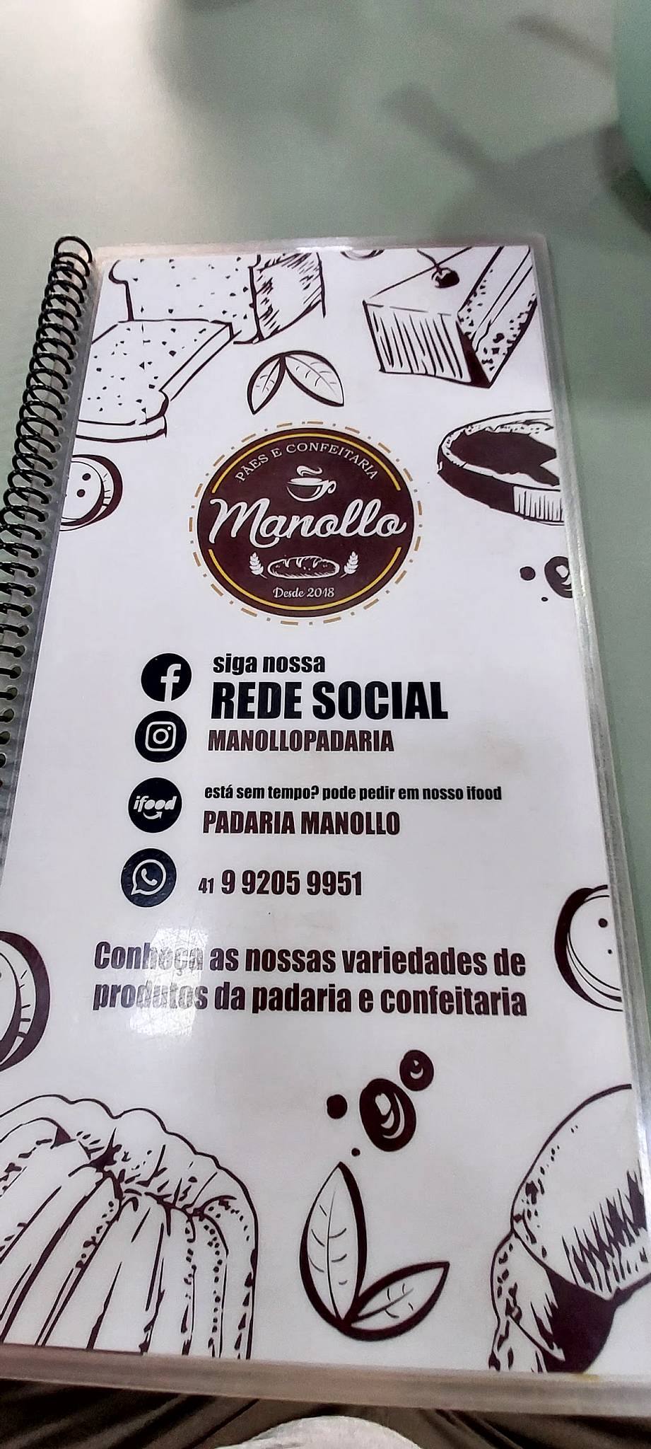 Manollo Pães e Confeitaria cardápio