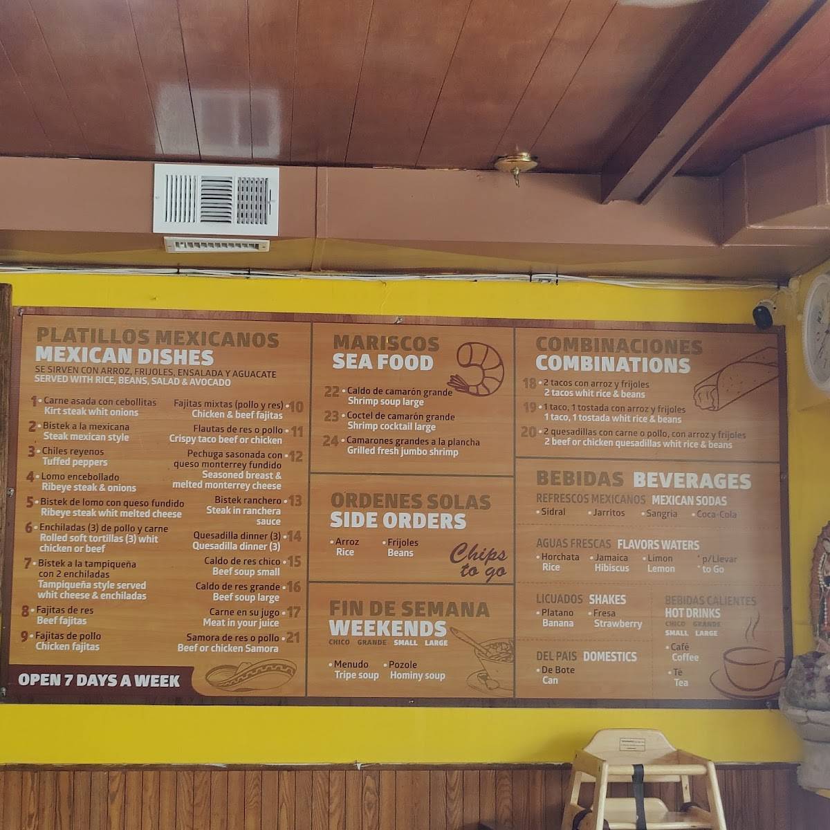 Menu at Nuevo Poncitlan restaurant, Berwyn, W 26th St